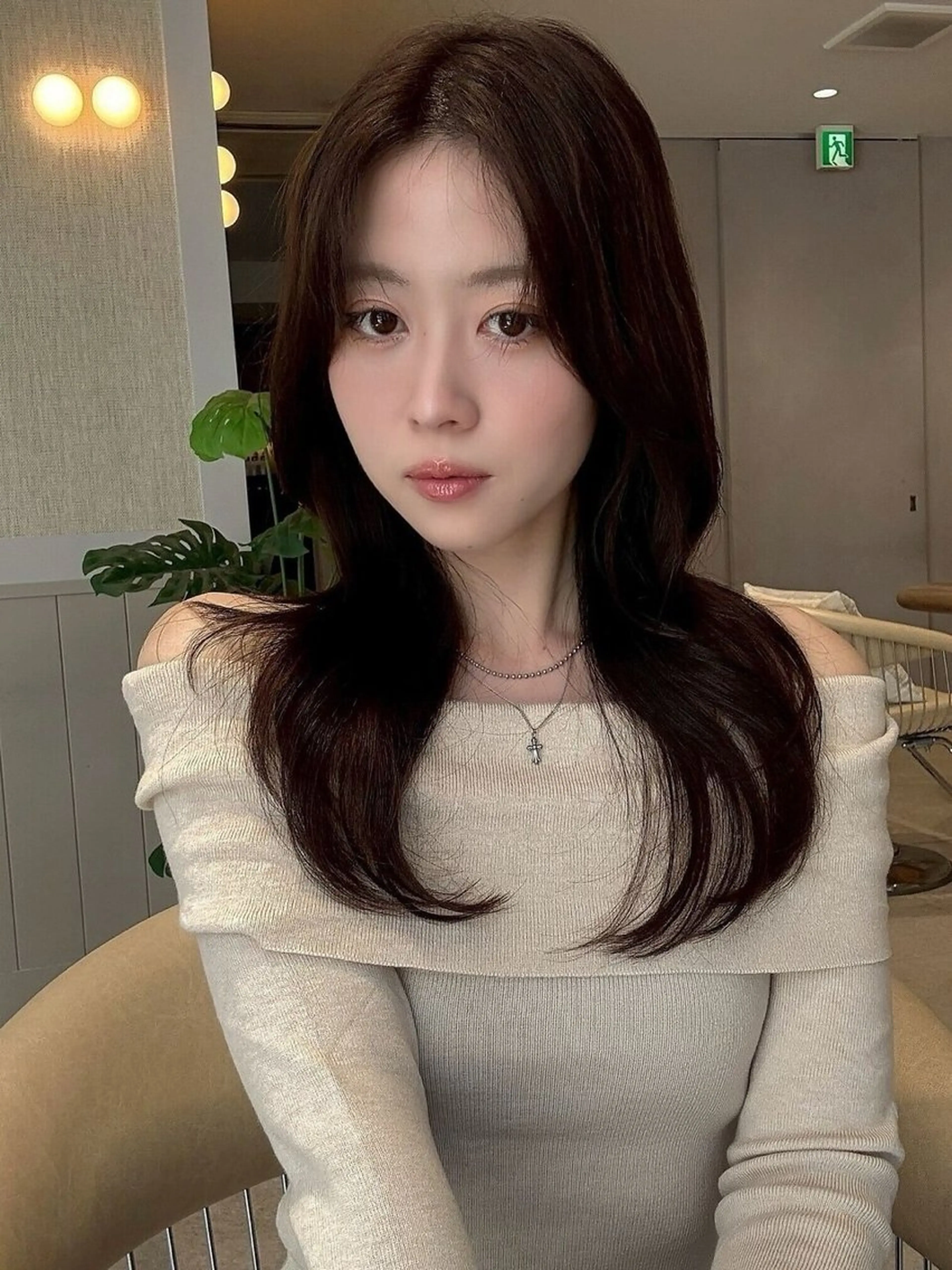 ロング カラー ベージュカラー ケアカラー 髪質改善 レイヤーカット トリートメント カット ヘアカラー トリートメント 髪質改善 髪質改善カラーゆうひのヘアスタイル