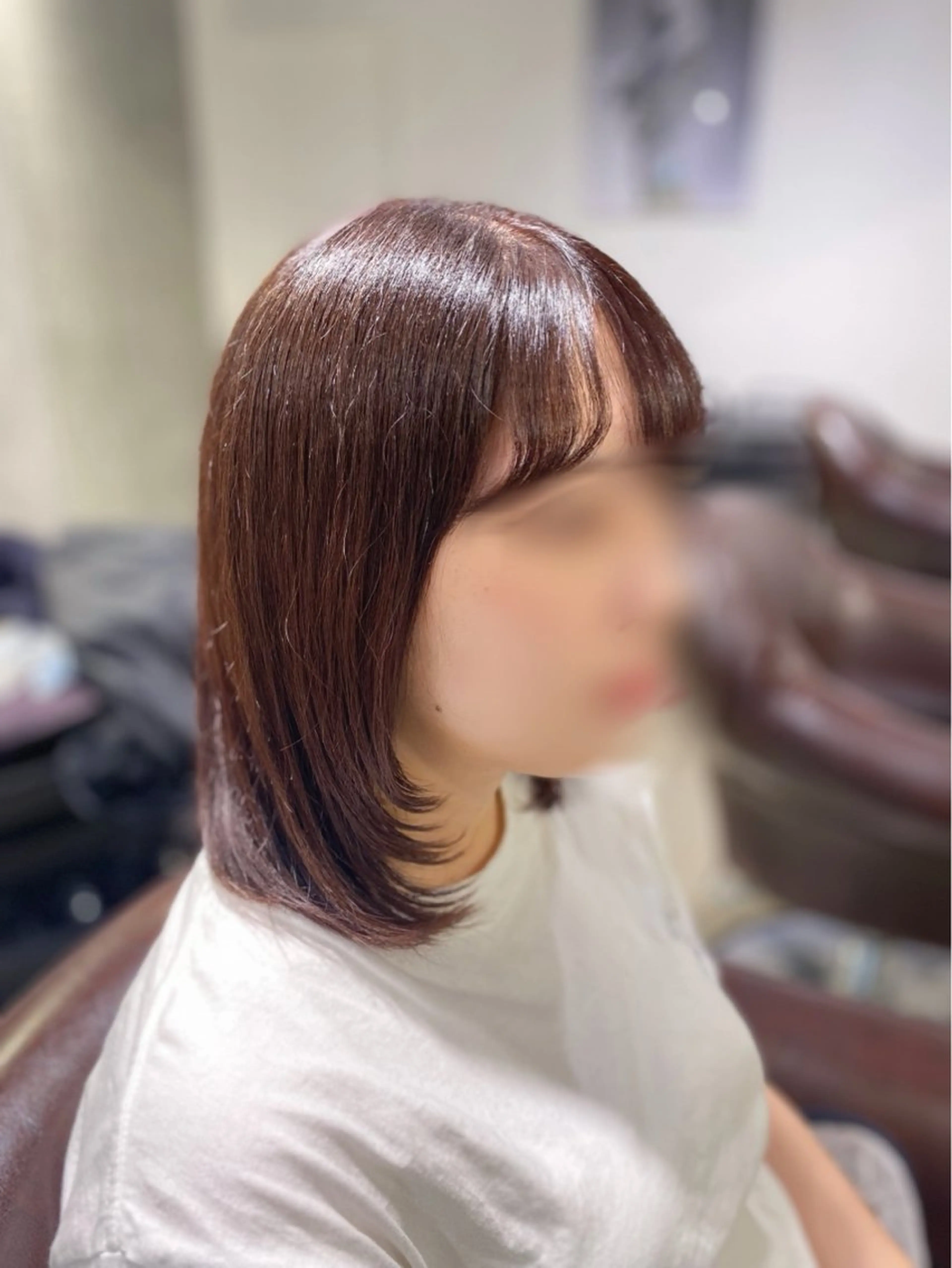 ミディアム 根本 真奈のヘアスタイル