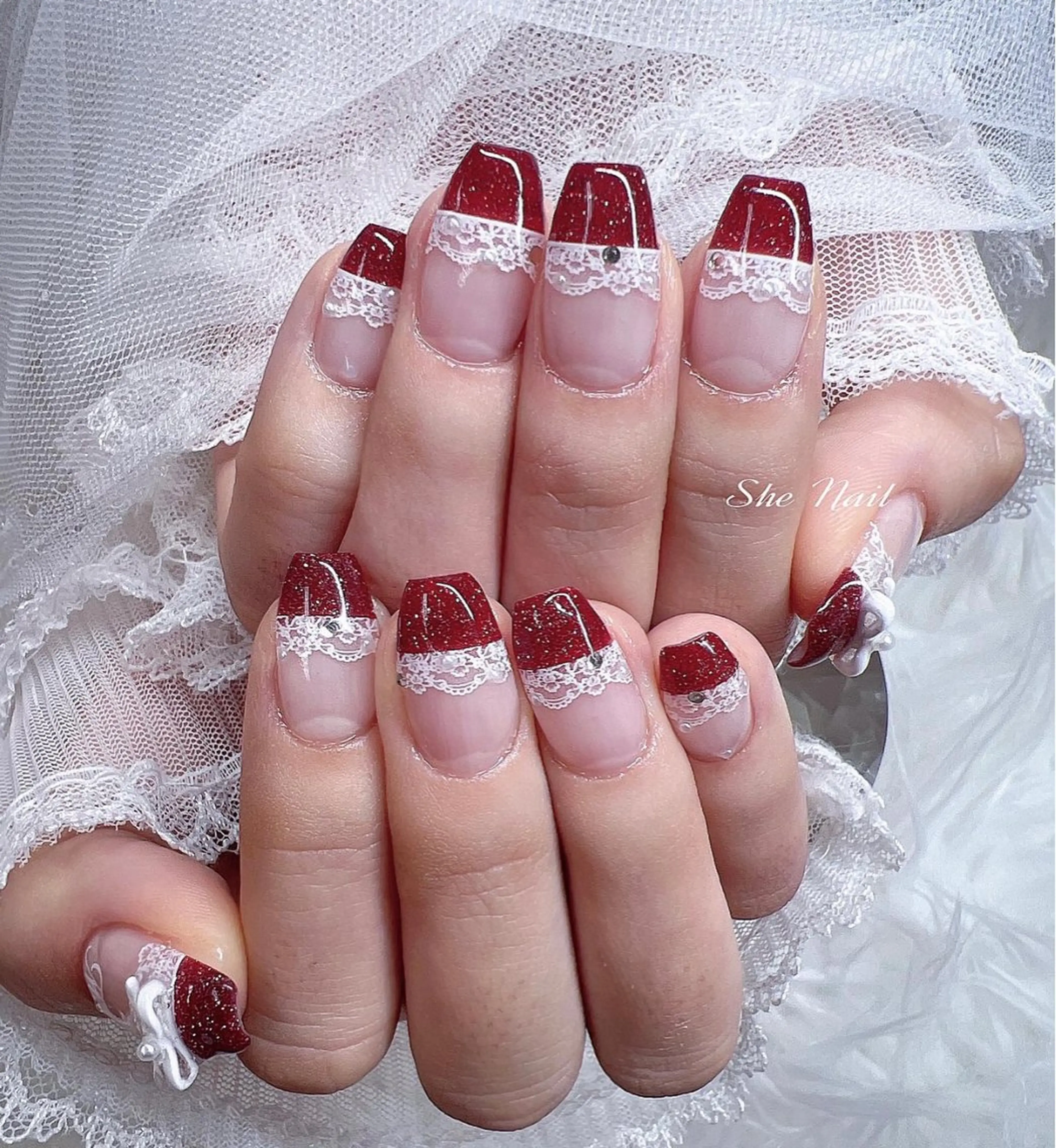 ネイル チークネイル 長さ出し フレンチネイル ガラスフレンチ レース ハンドネイル She   Nail所属・ISA_ BELLAのネイルデザイン