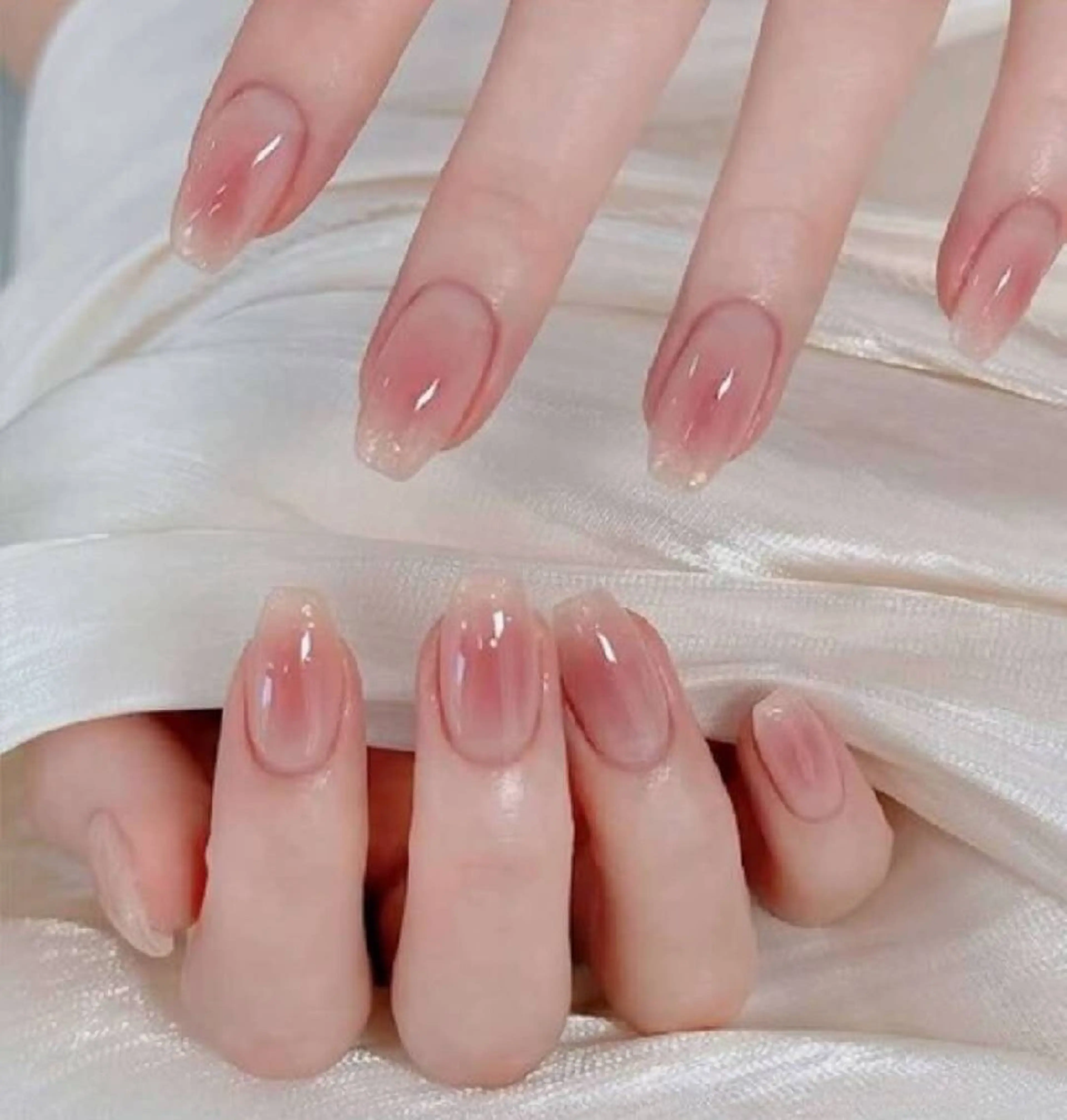 【期間限定】定番人気☆きらめきチークネイル（オフ込み）の写真