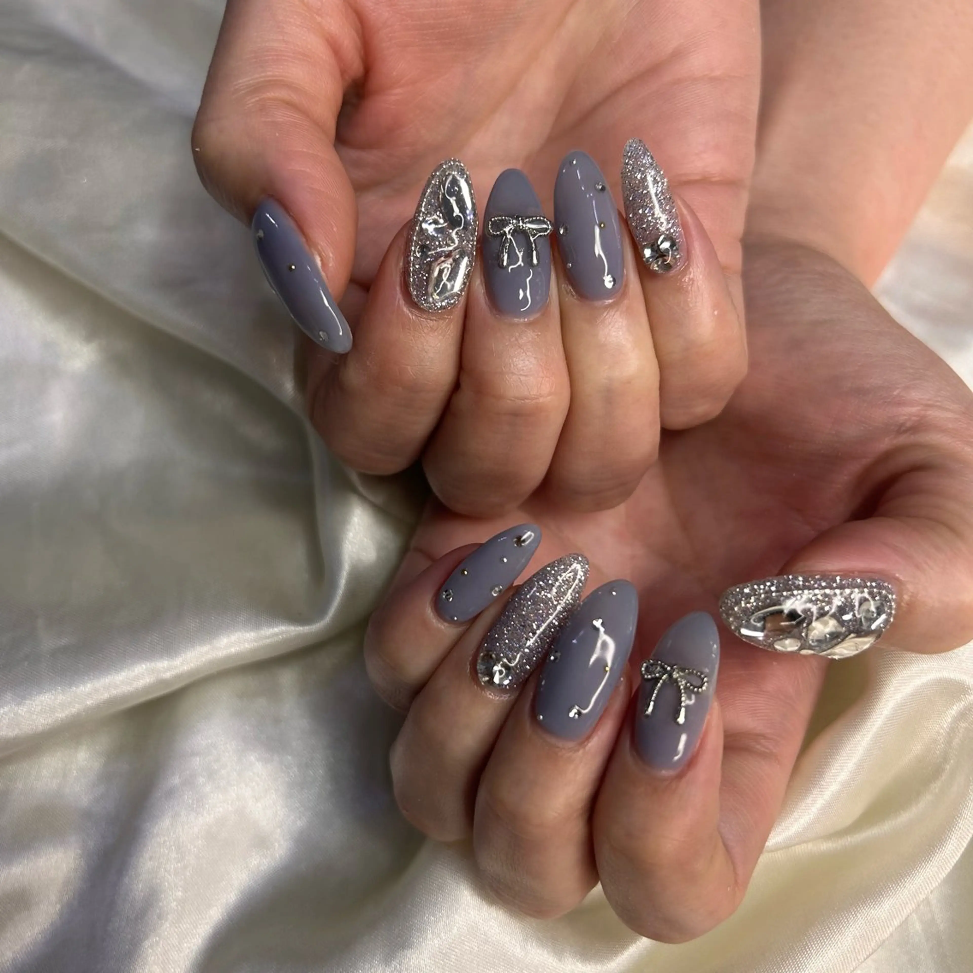 ネイル ハンドネイル 西岡 杏のネイルデザイン