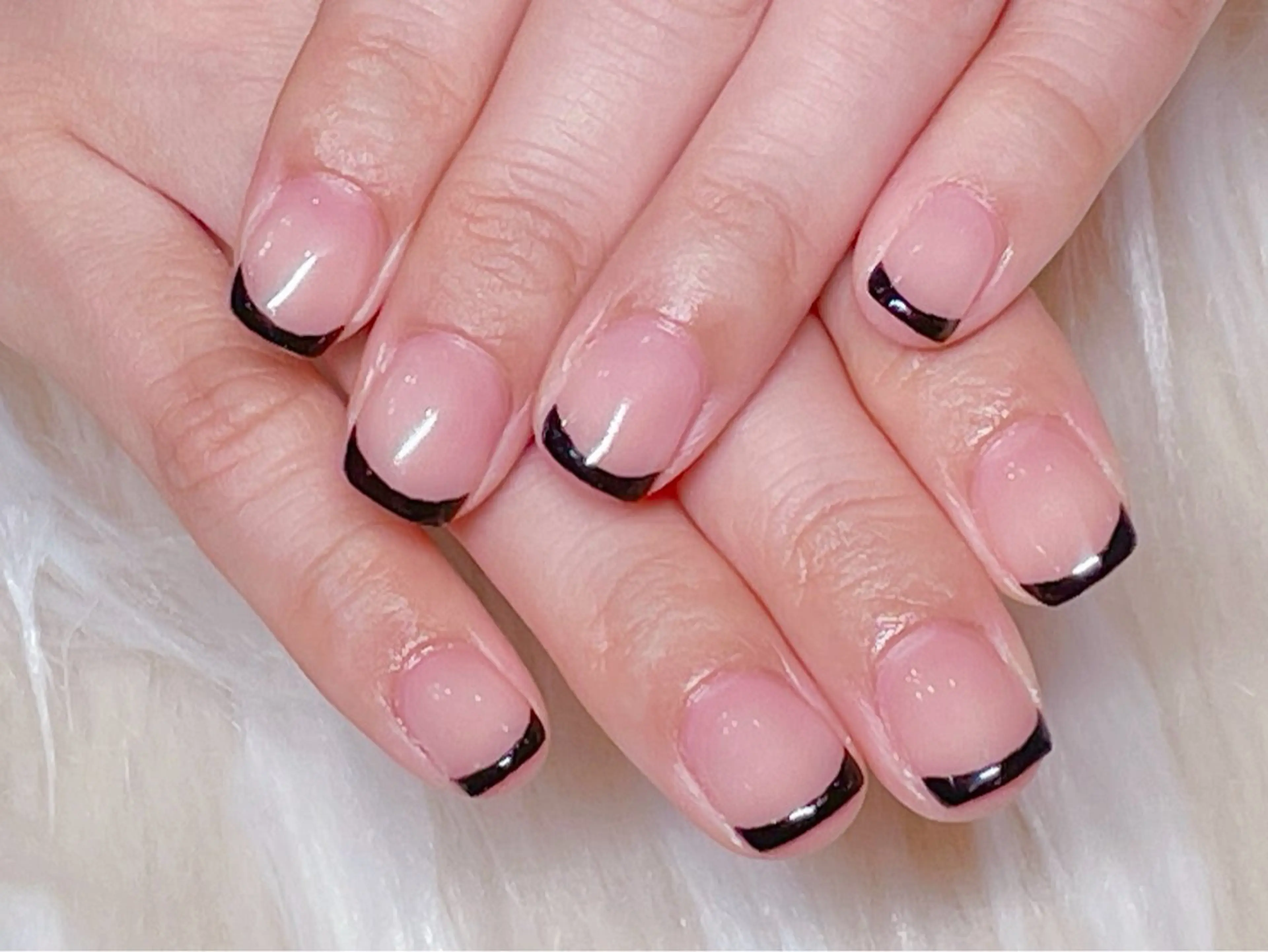 ネイル 長さ出し フレンチネイル ジェルネイル グラデーション ハート ハンドネイル Nail&eye Belire 新宿のネイルデザイン