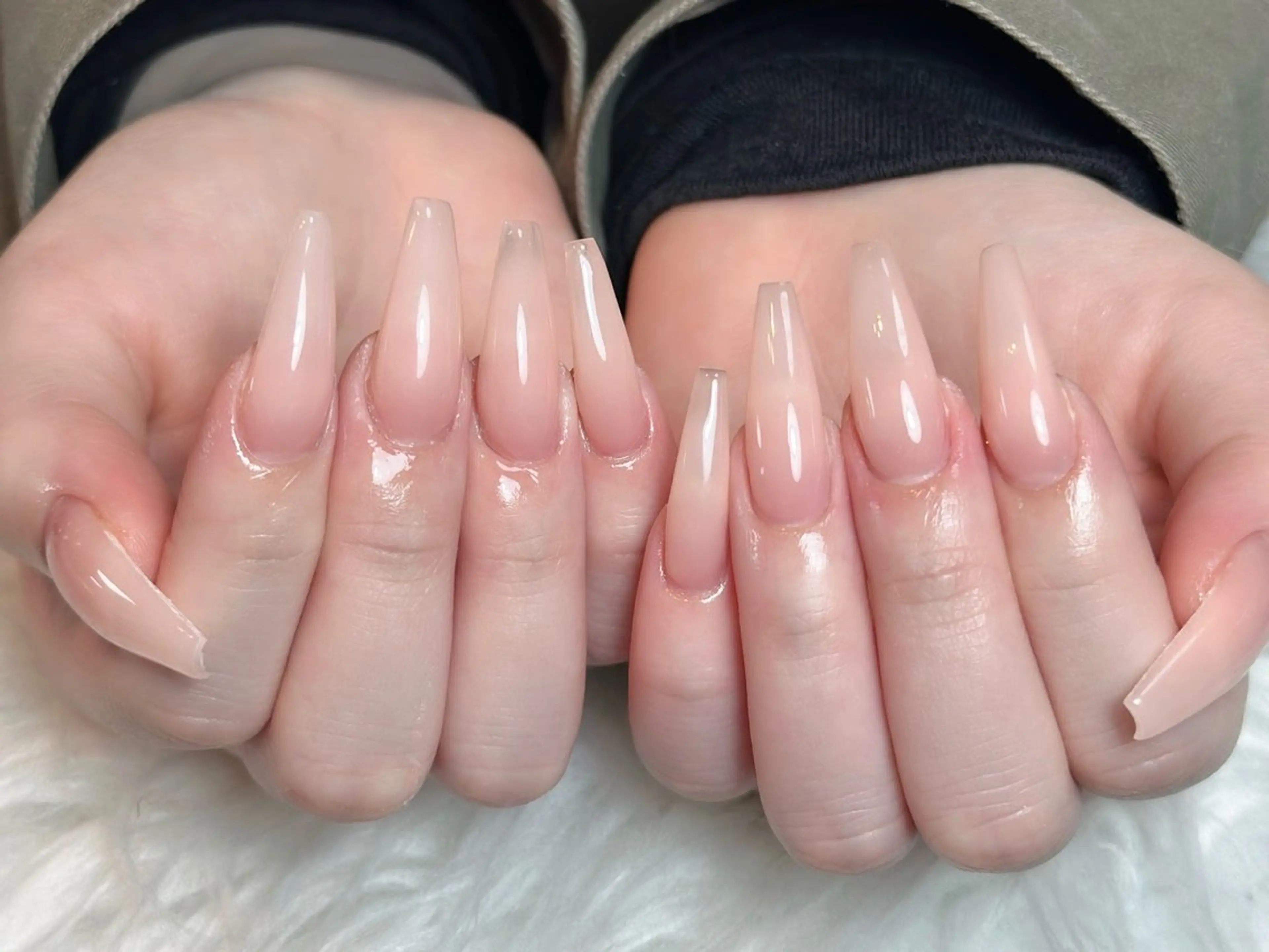 ネイル チークネイル ドット フレンチネイル グラデーション ハート ハンドネイル ハンドケア Eli Muse 新宿ネイルのネイルデザイン