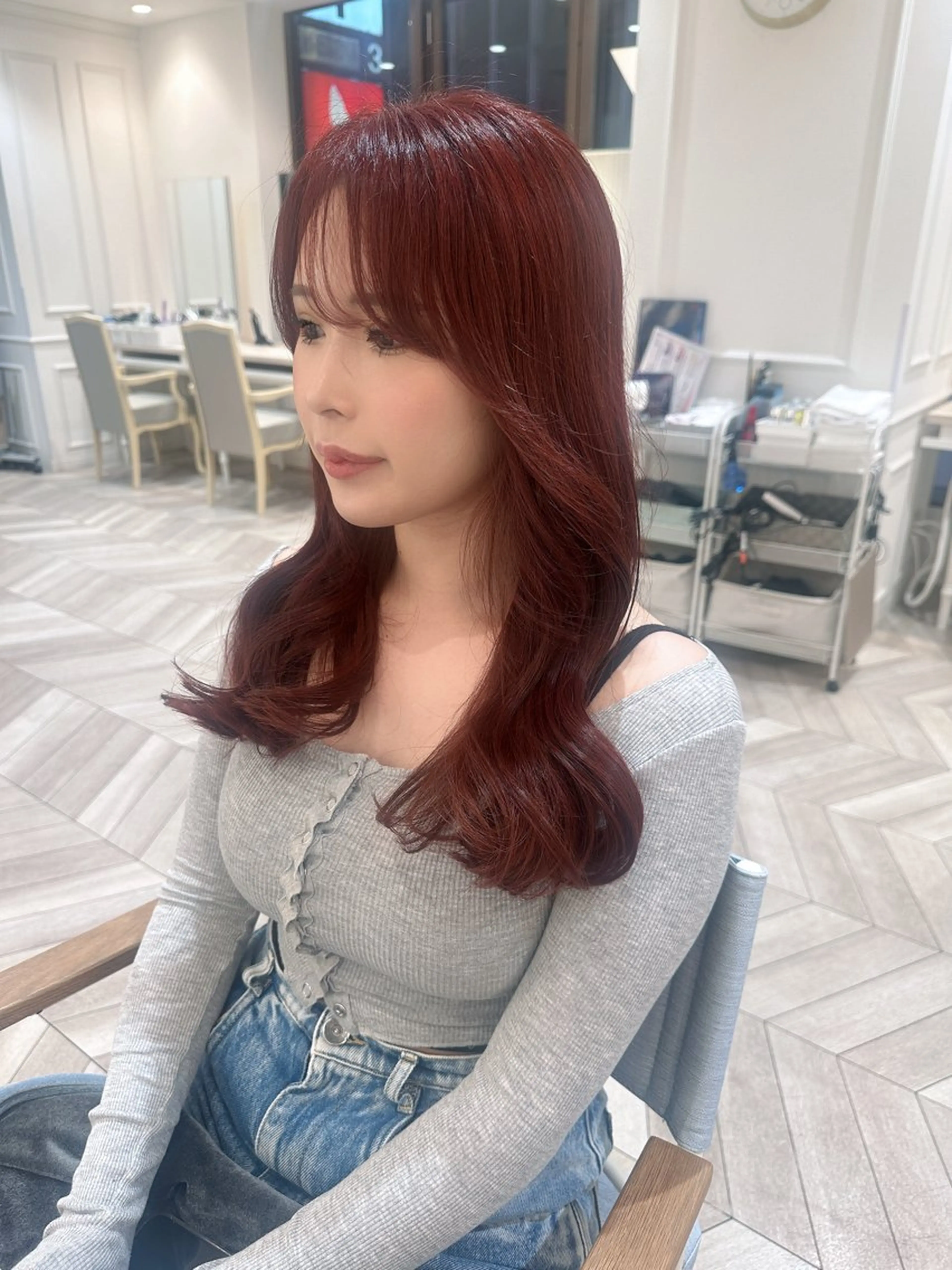 ロング カラー カット ヘアカラー 小顔レイヤー/ ベージュ🤍Rieのヘアスタイル