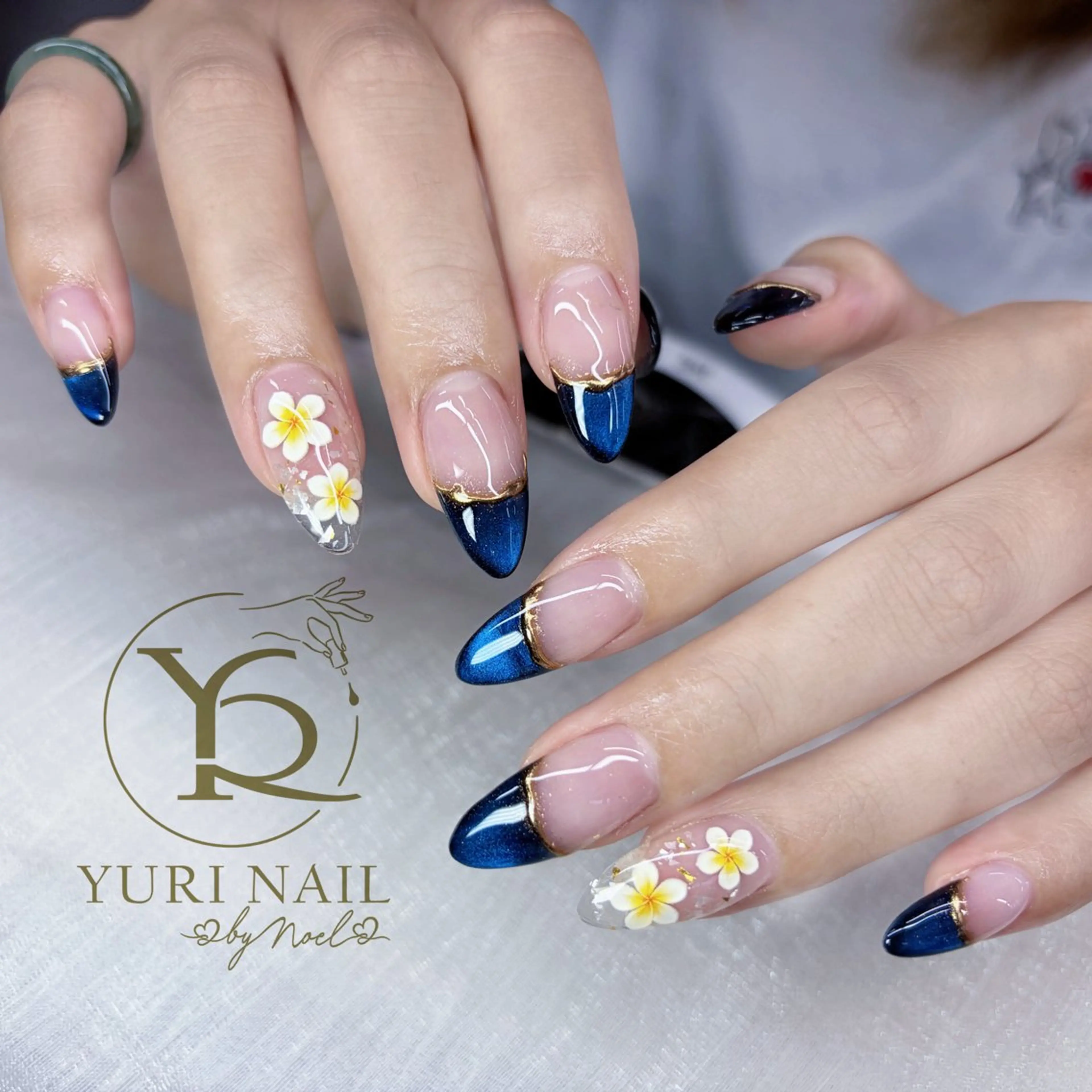 ネイル ハンドネイル フットネイル ハンドケア YURI Nail NARITAのネイルデザイン