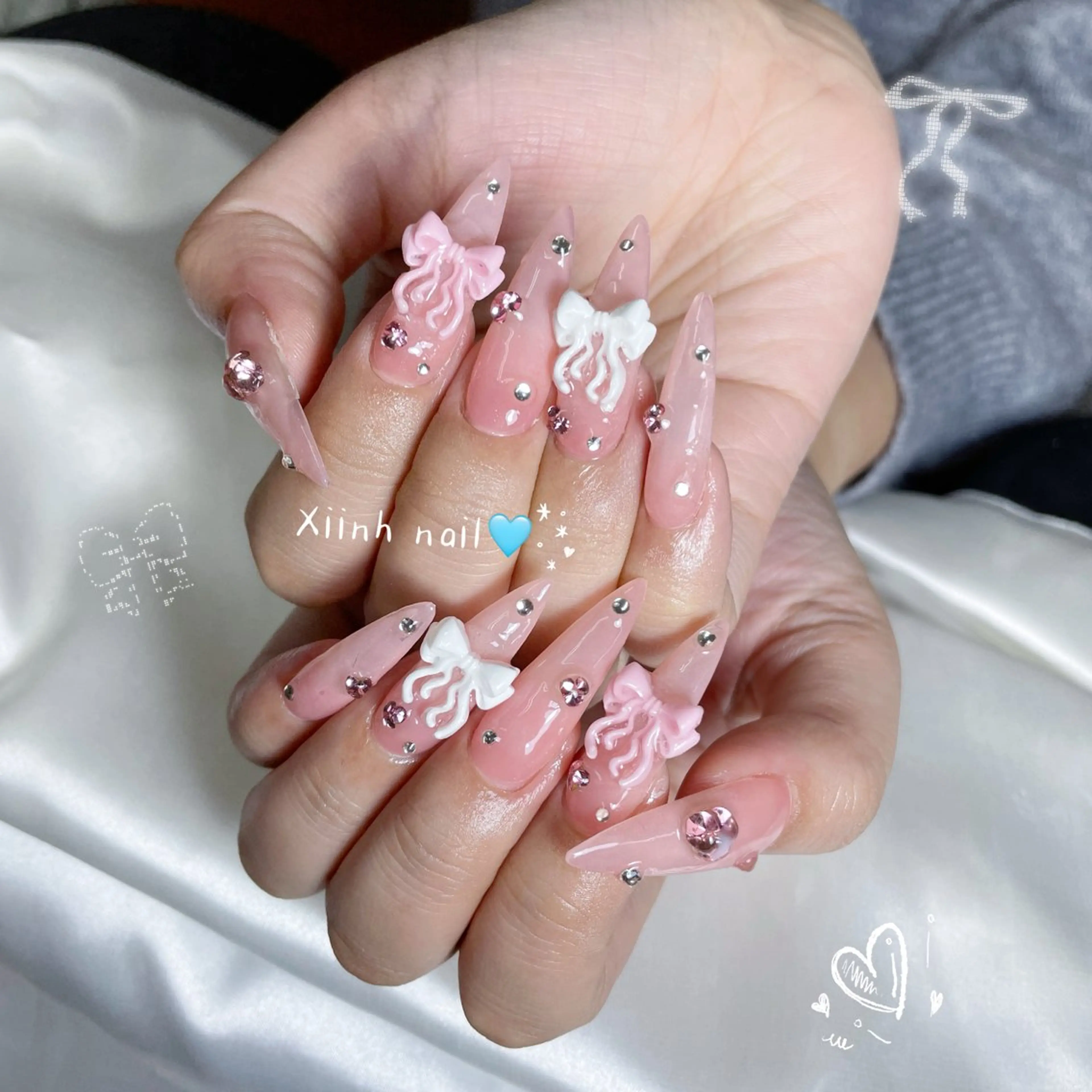 ネイル ブラウン チークネイル 桜ネイル 長さ出し フットネイル ハンドネイル XIINH NAIL SALONのネイルデザイン