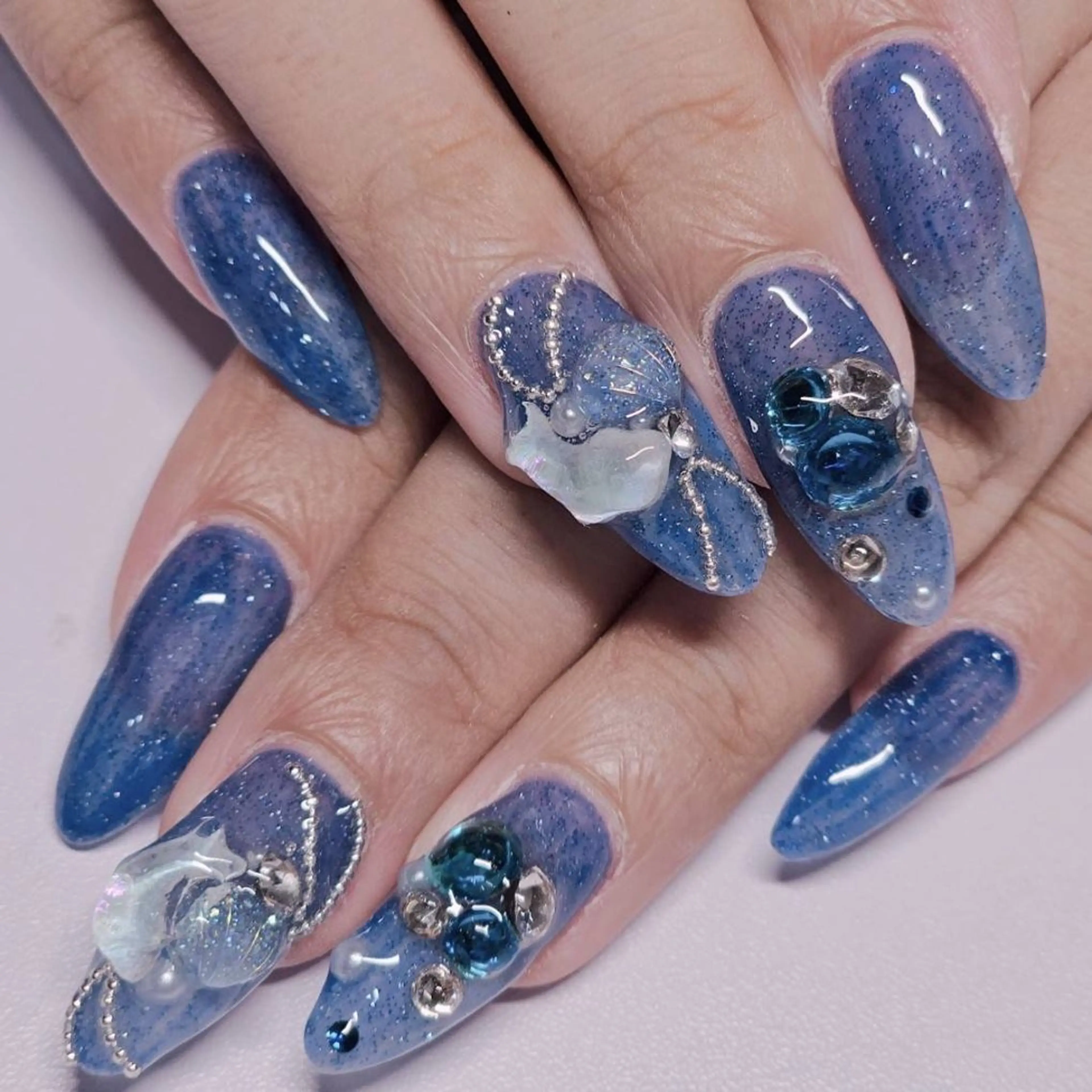 ネイル ラメ(グリッター) 持ち込み ネイビー ワンカラーネイル ハンドネイル よしだ ひろきのネイルデザイン