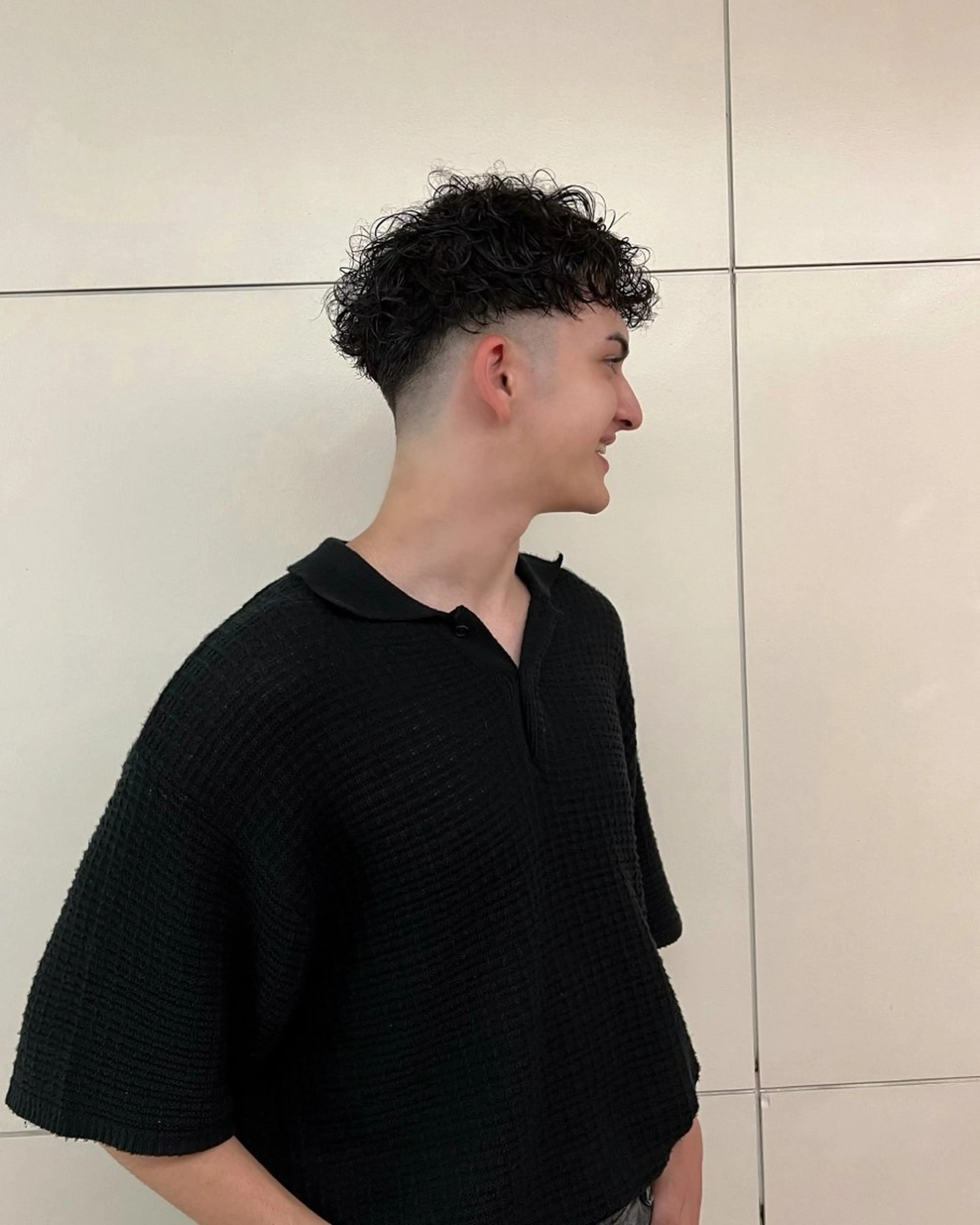 ショート パーマ メンズ 近藤 滉記のヘアスタイル