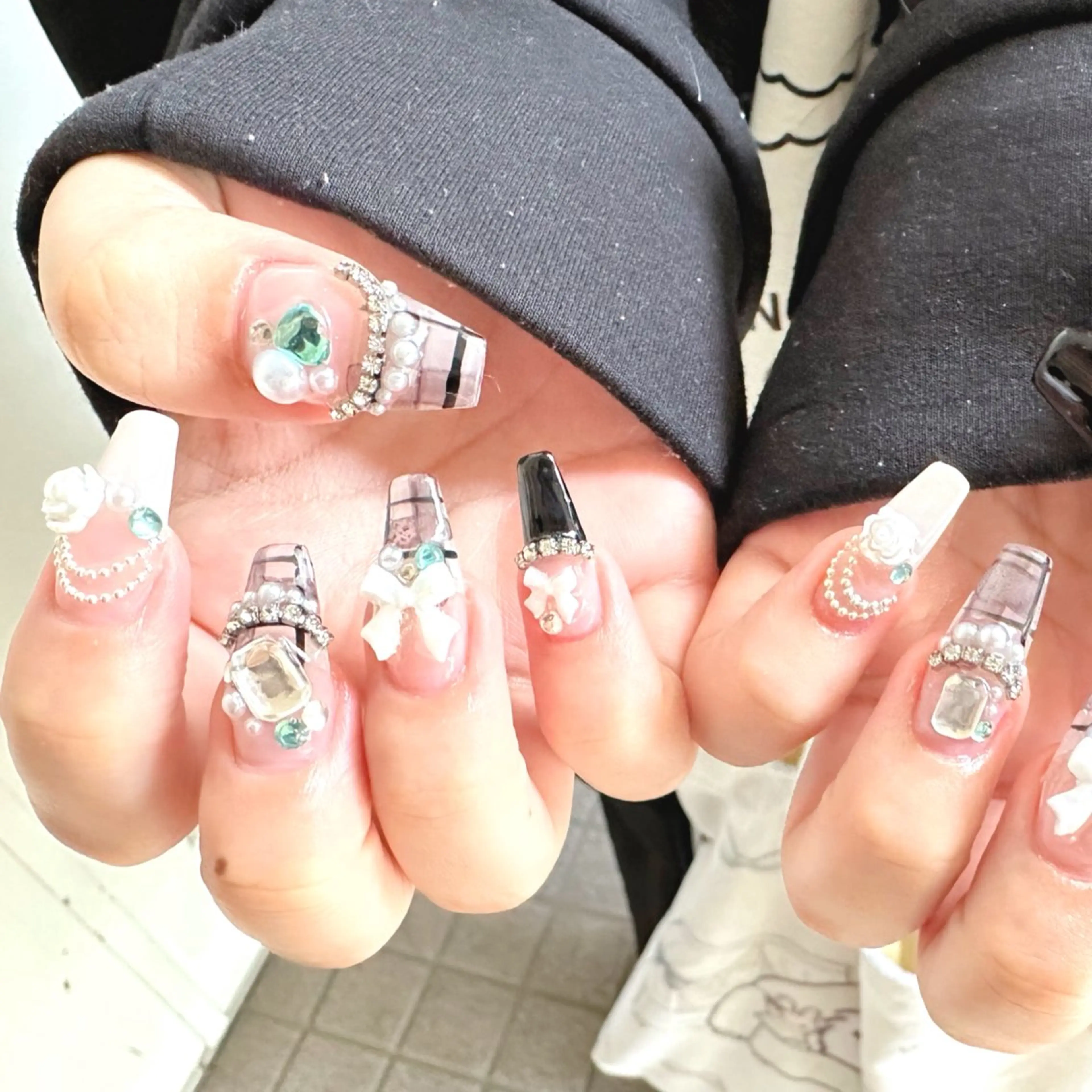 ネイル ハンドネイル Lily nailのネイルデザイン