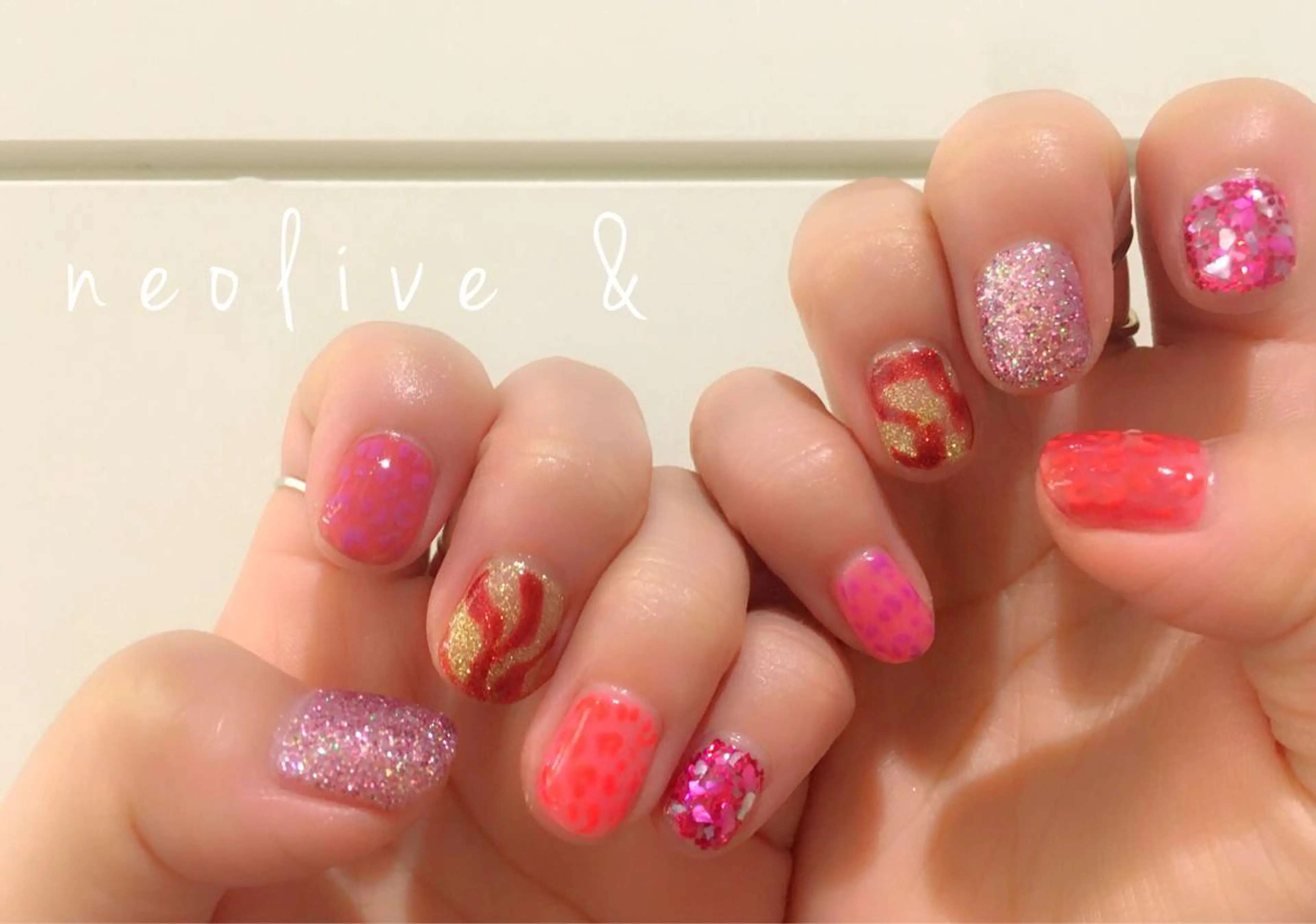 ネイル マツエク・マツパ カラーマツエク キラキラネイル ピンク Yuriko Omi パラジェル/渋谷のネイルデザイン