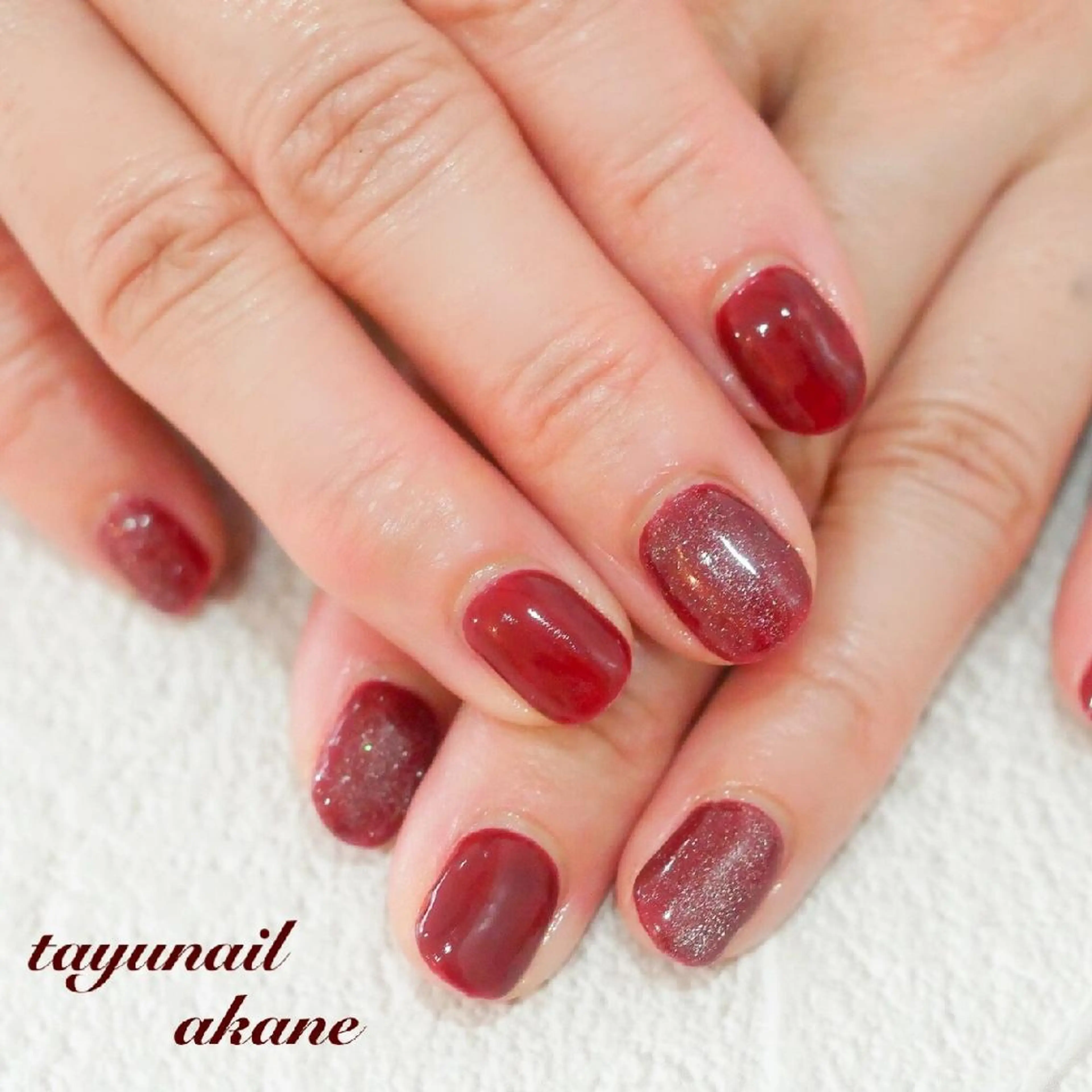 ネイル ブルー ジェルネイル マグネットネイル パラジェル 赤色 ネイルサロン 【たゆnail】のネイルデザイン