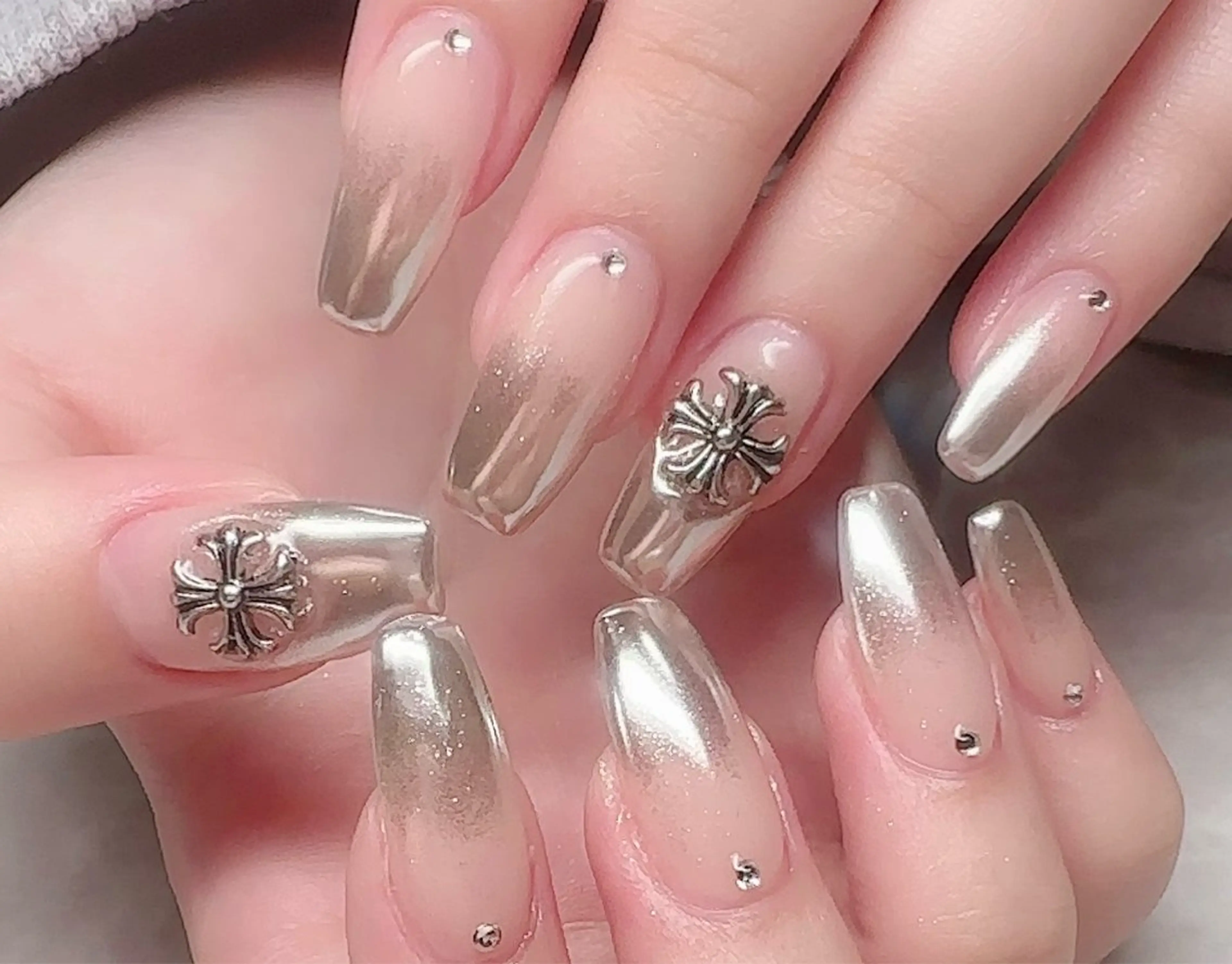 ネイル ミラーネイル C for nailのネイルデザイン