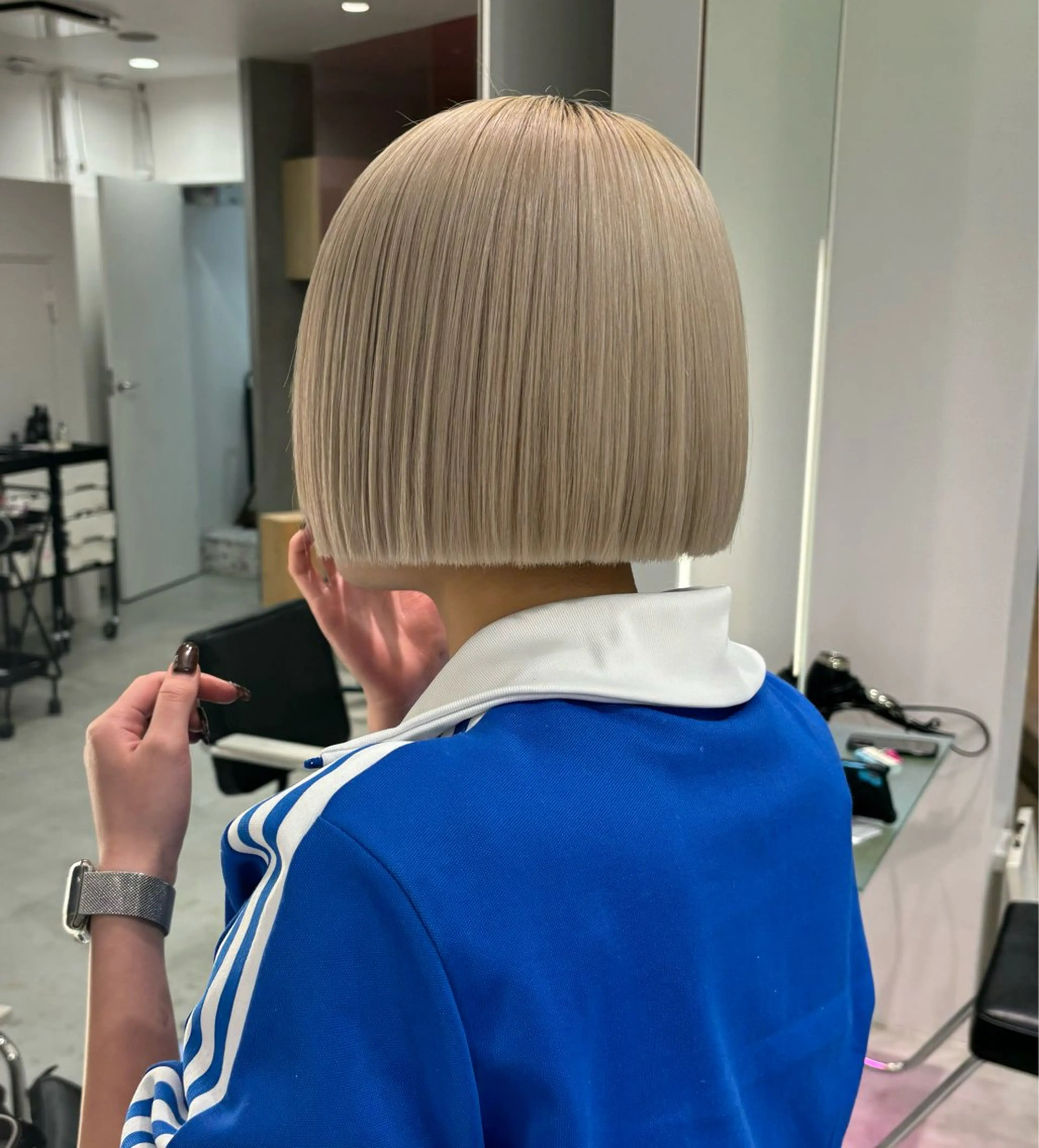 ショート カラー メンズカット ボブ/米崎駿也のヘアスタイル