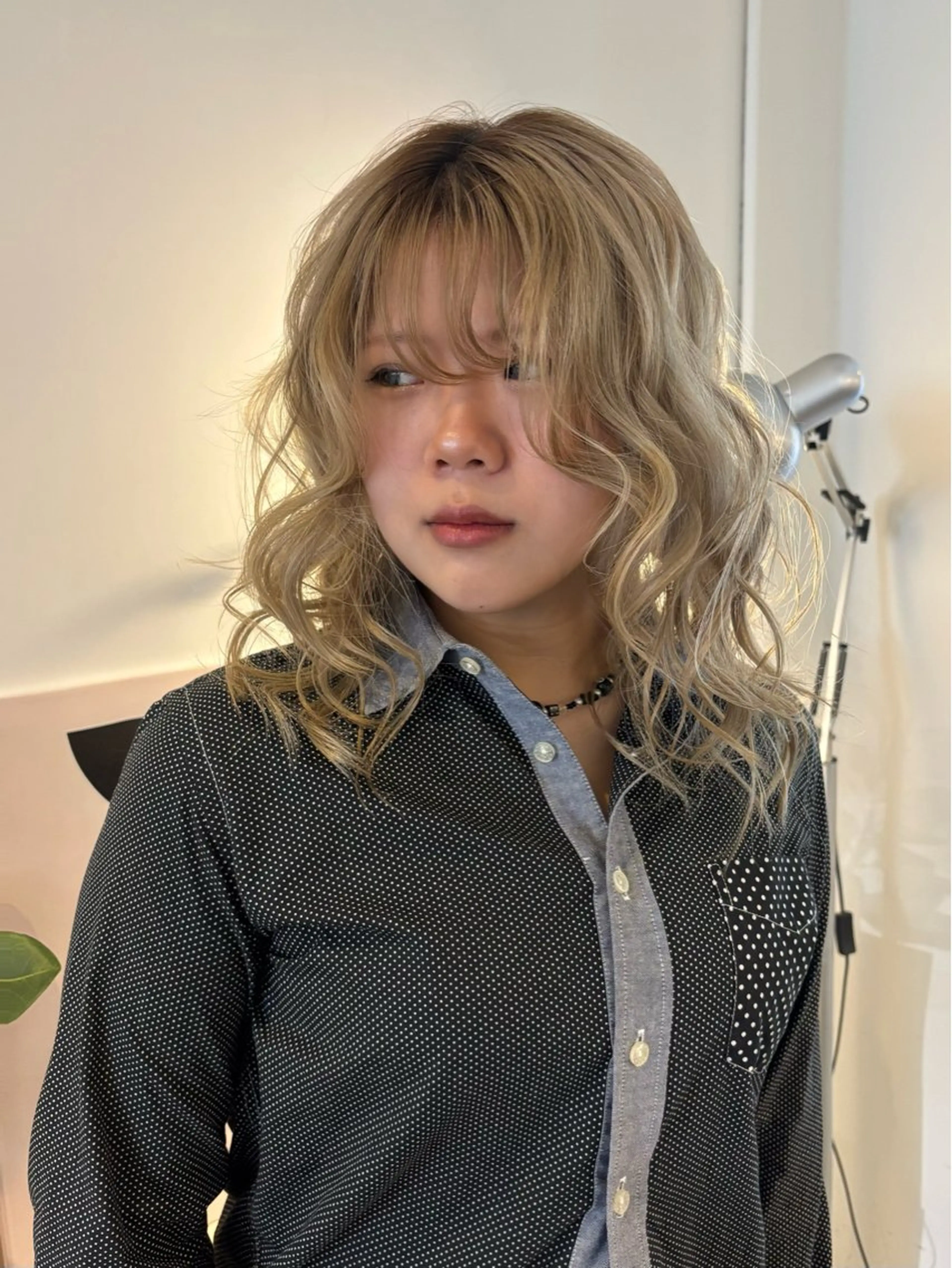 ミディアム ナナ 福岡美容室のヘアスタイル