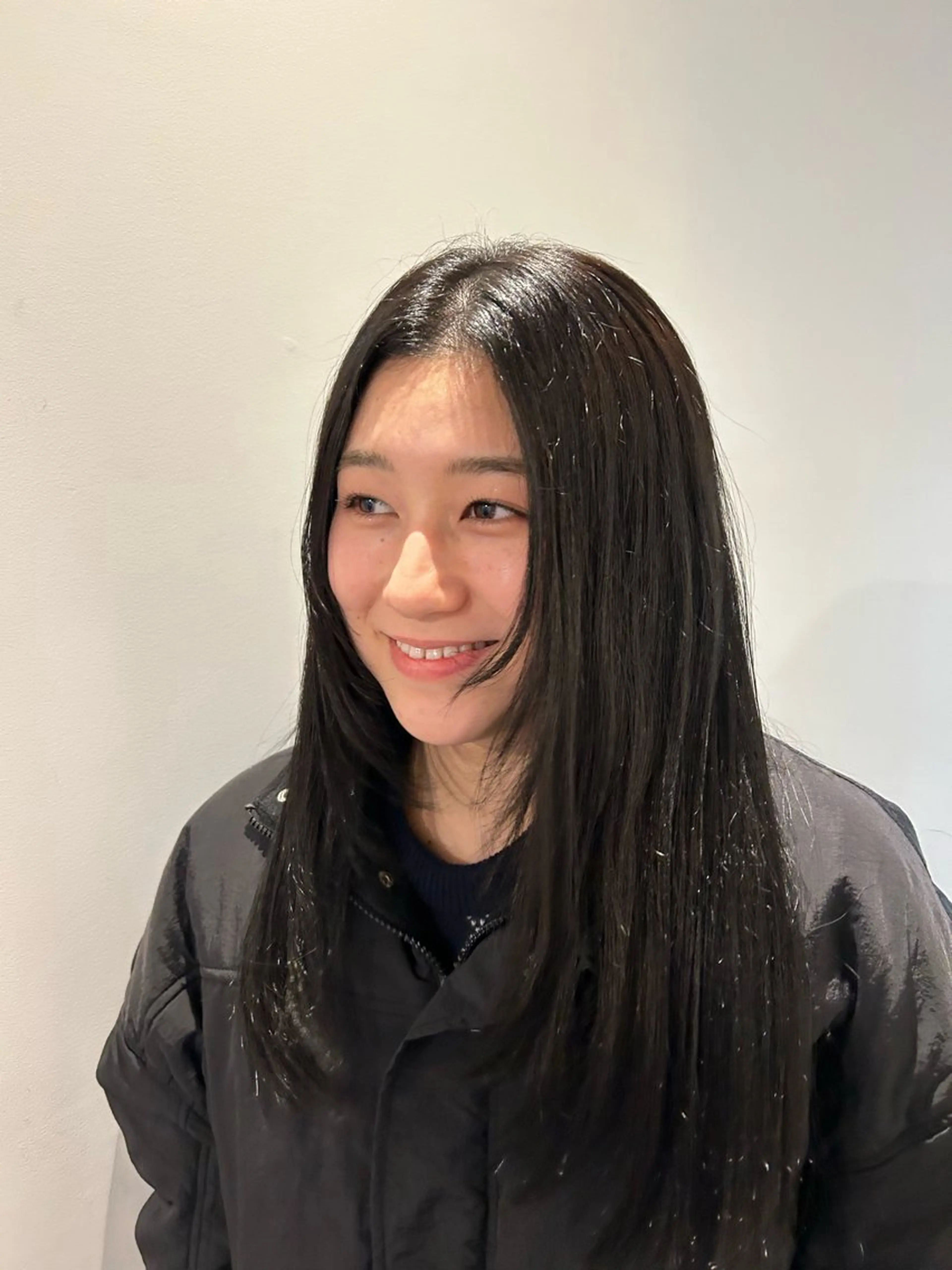 ロング はな SPURのヘアスタイル