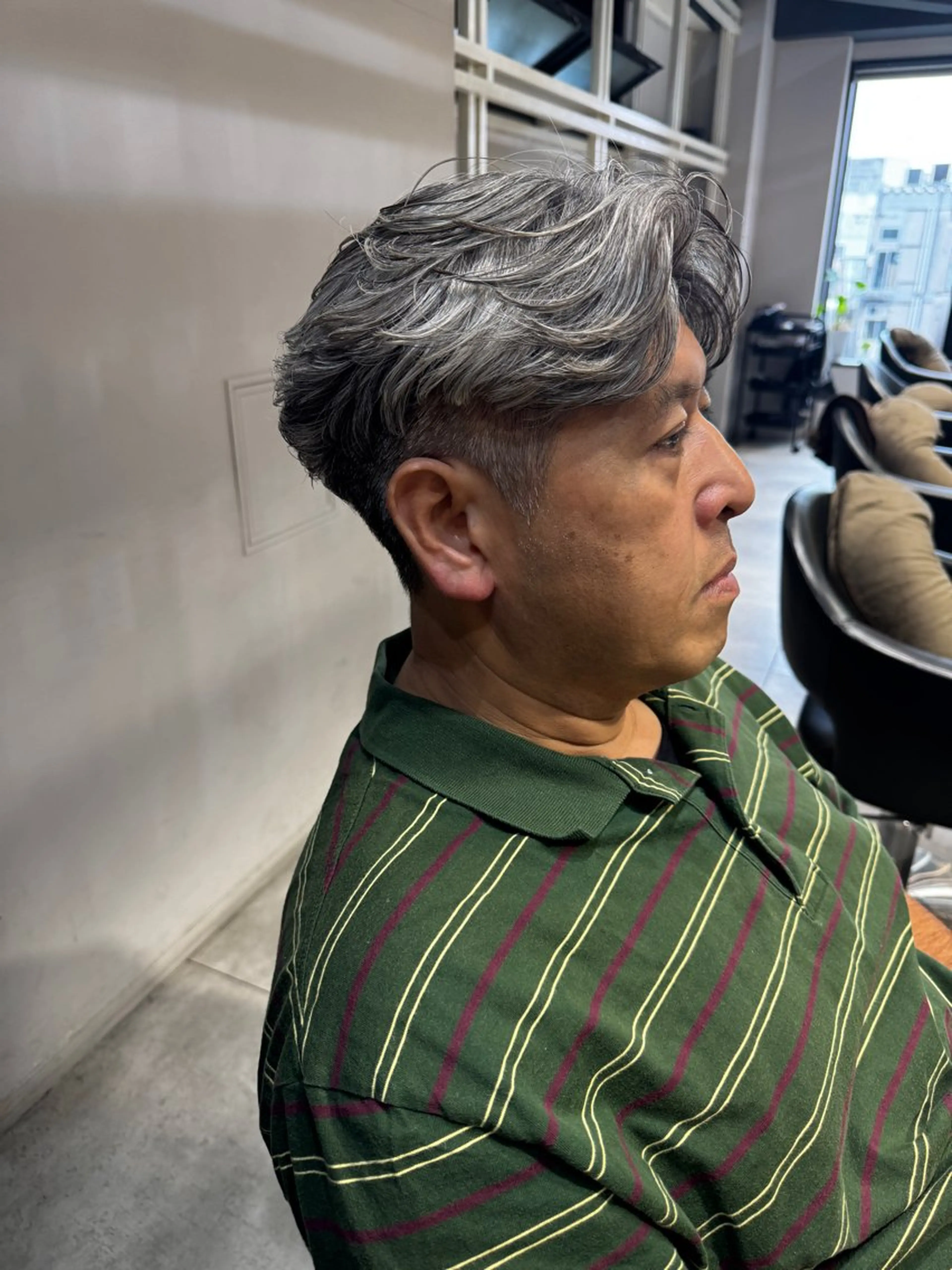 ショート パーマ メンズ フェザーパーマ メンズパーマ カット パーマ トリートメント 似合う髪型が 分からない方へのヘアスタイル