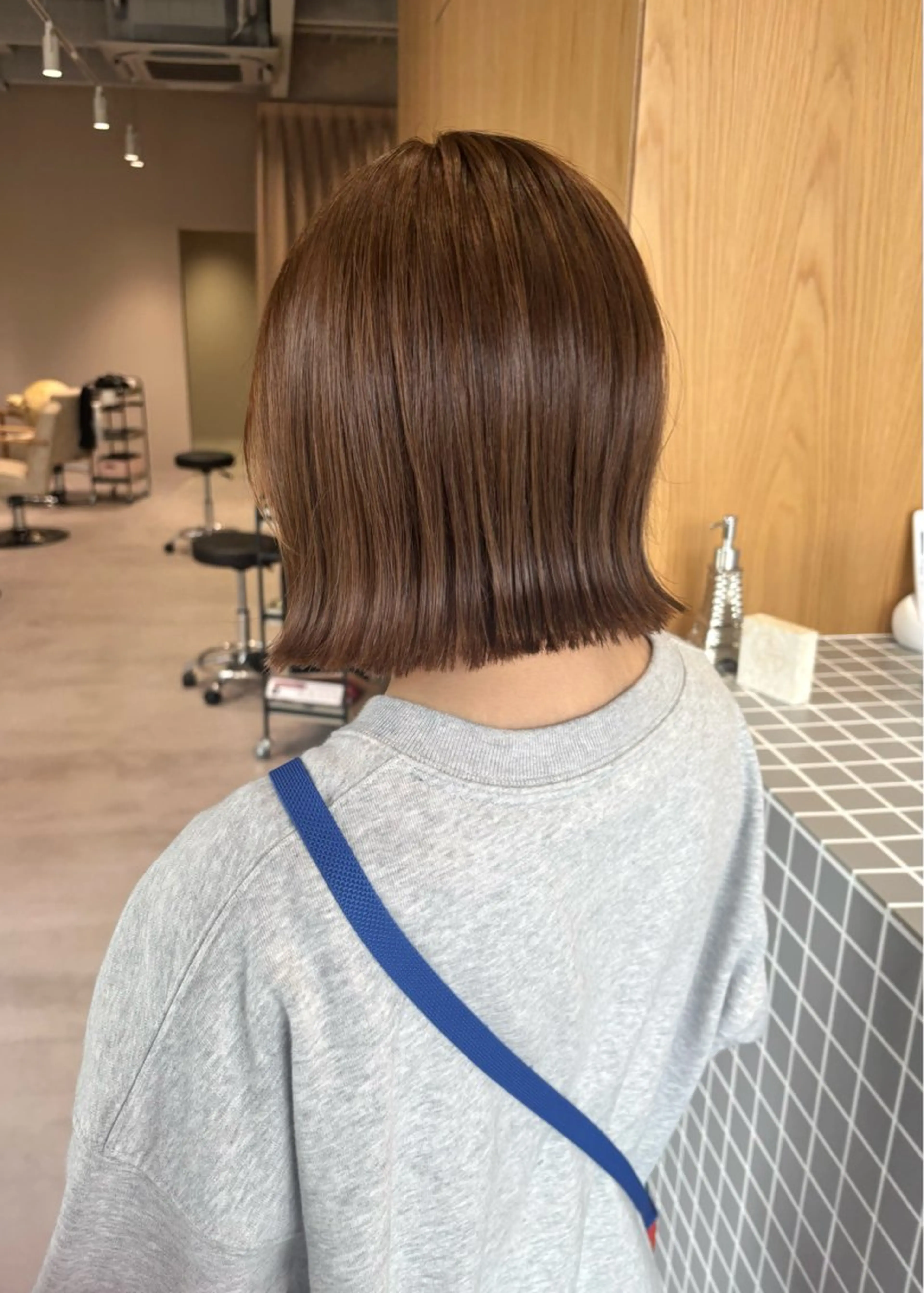 ミディアム カット ヘアカラー トリートメント 透明感カラーが得意✨ arakawayuaのヘアスタイル