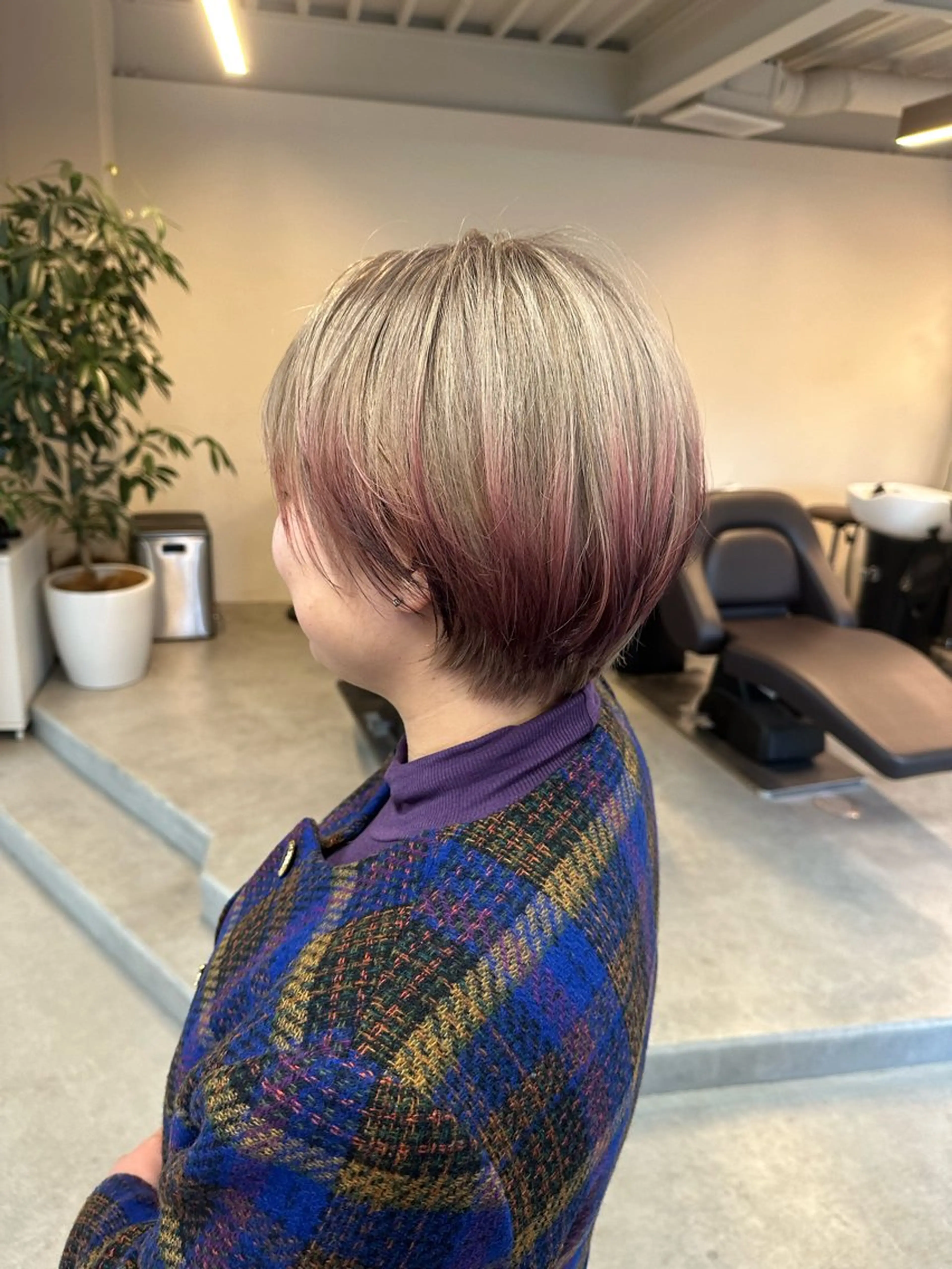 ショート カラー ハイトーン×似合わせ 🌱中川慎之介のヘアスタイル