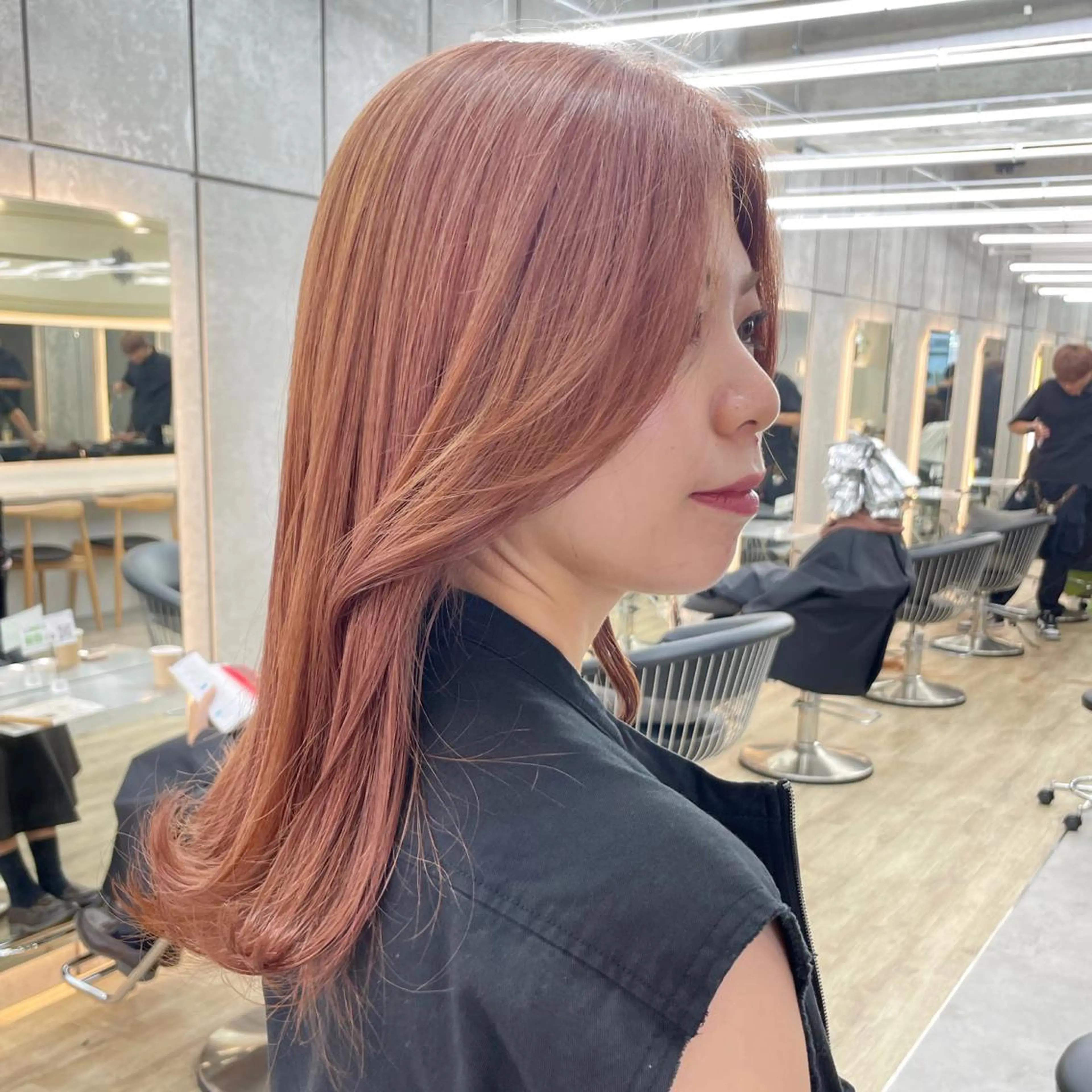 セミロング カラー カット ヘアカラー トリートメント ♥️ブリーチ/ボブ/ レイヤー♥️maiのヘアスタイル