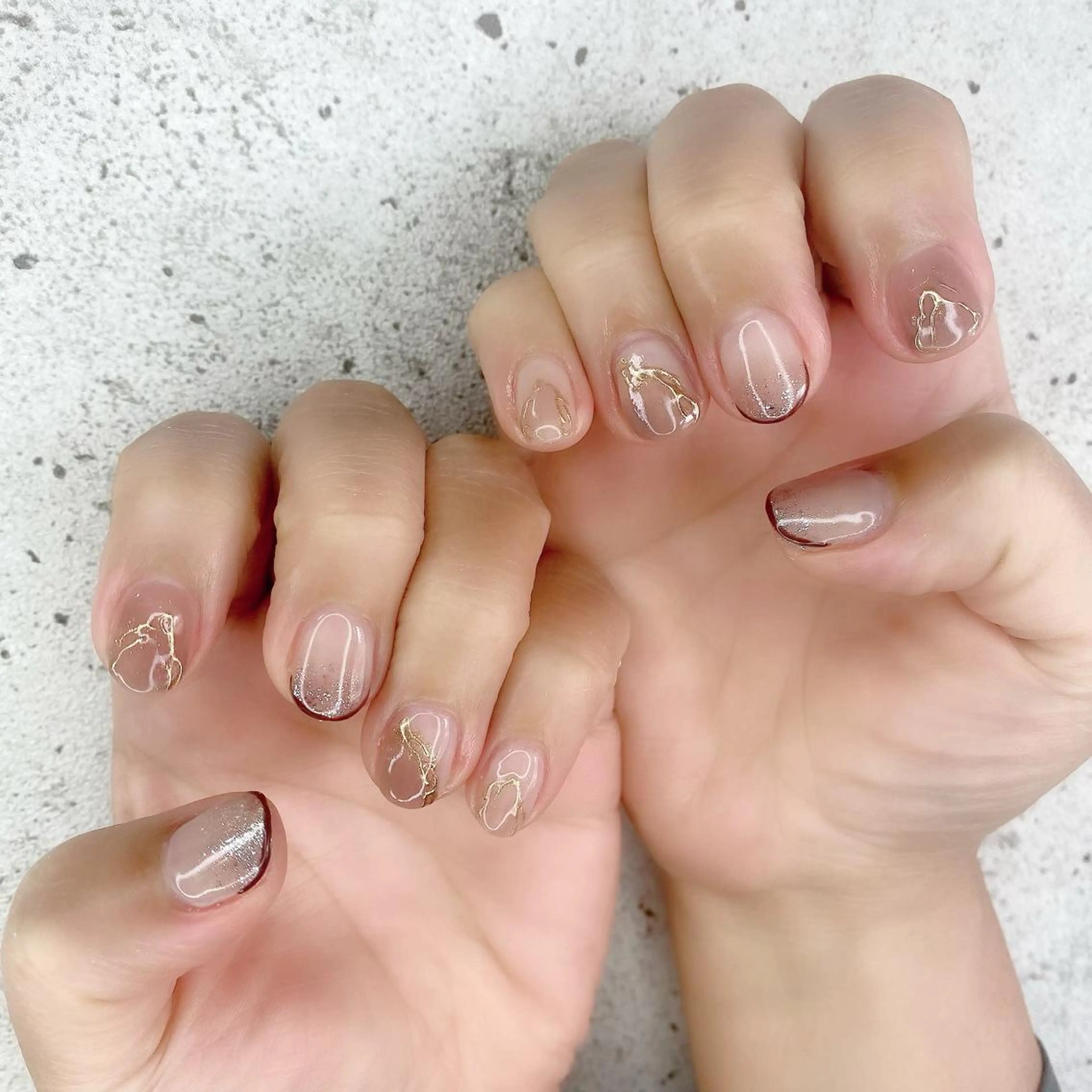 ミディアム カラー パーマ ヘアアレンジ メンズ キッズ ネイル マツエク・マツパ アイブロウ ブラウンカラー カラーマツエク アートネイル ブラウン ニュアンスネイル ハンドネイル Salon Kのネイルデザイン