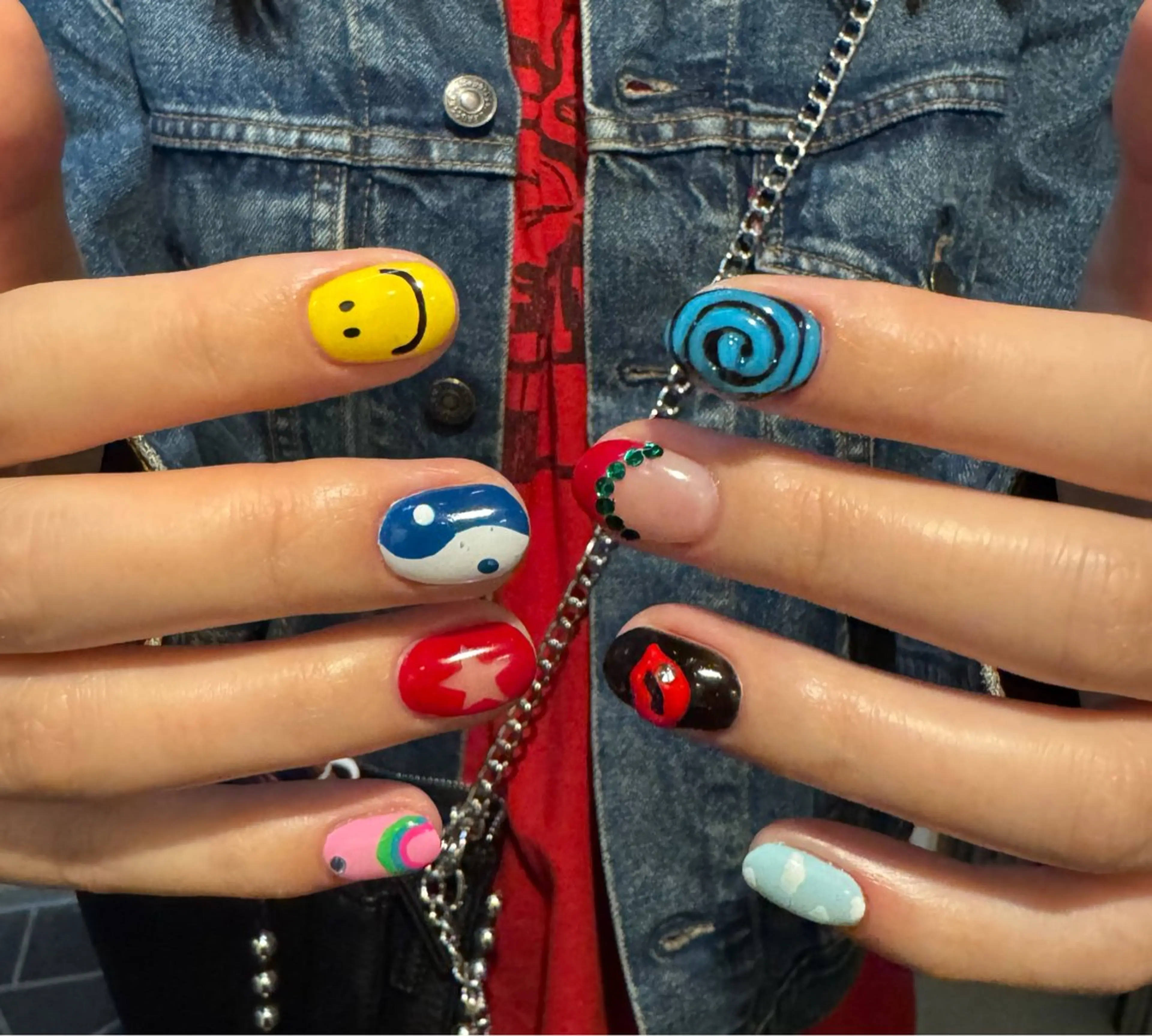 ネイル ハンドネイル フットネイル MITSUKI🪡 海外/個性派/ロングのネイルデザイン