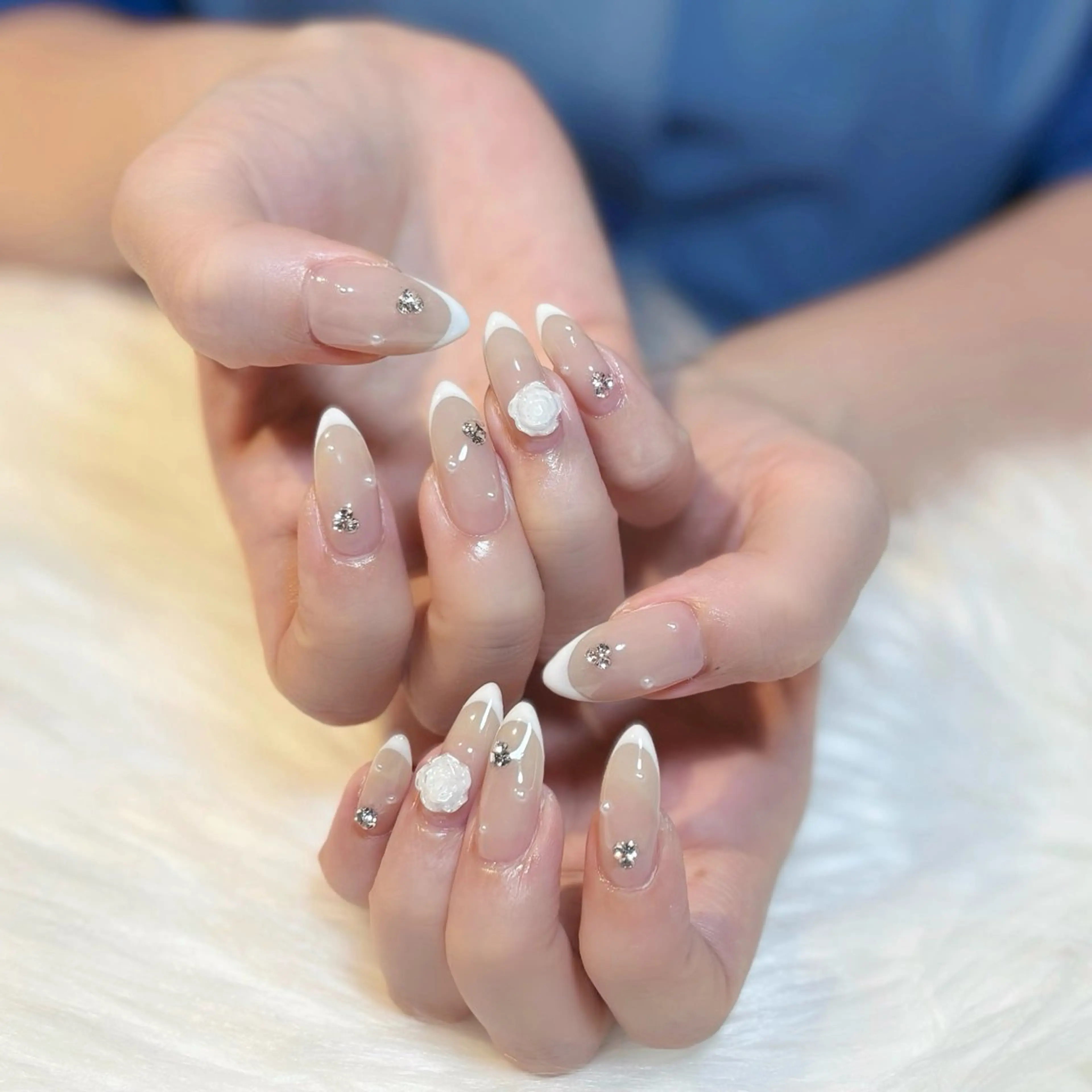 ネイル フレンチネイル 春ネイル ワンホンネイル ぷりゅねる 心斎橋のネイルデザイン