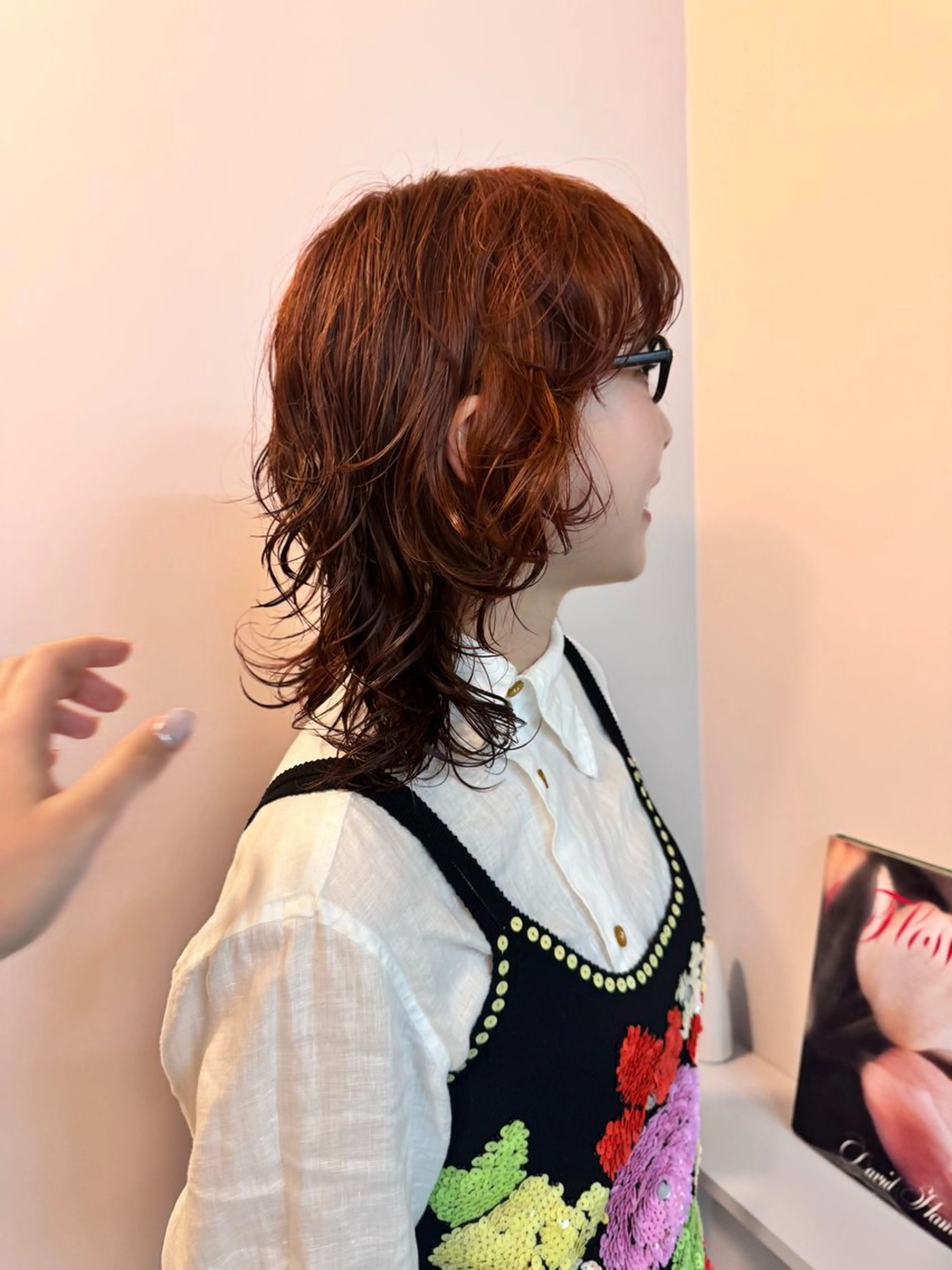 ミディアム パーマ ミディアムパーマ ケアカラー casey mayuのヘアスタイル