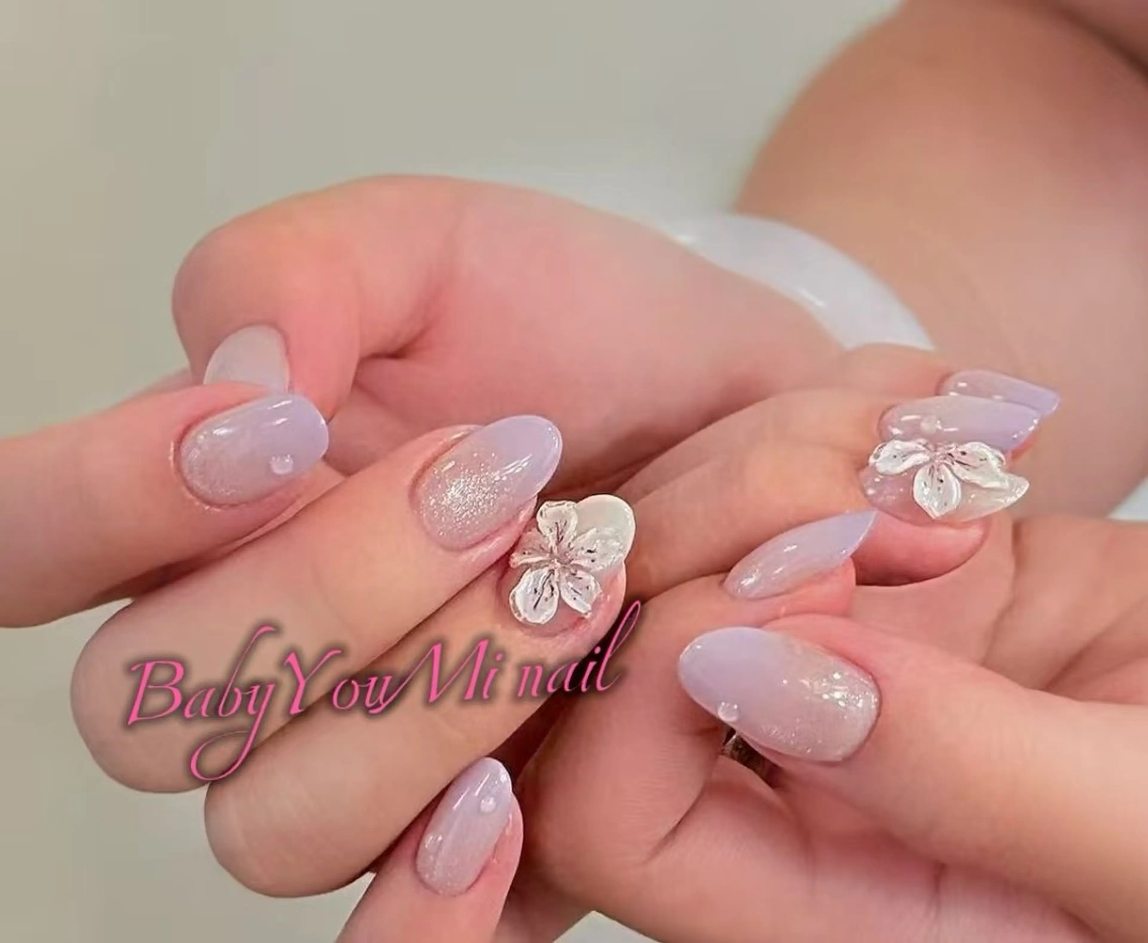 ネイル オーロラネイル フラワーネイル フットネイル フレンチネイル ジェルネイル ハンドネイル BabyYouMi nailのネイルデザイン