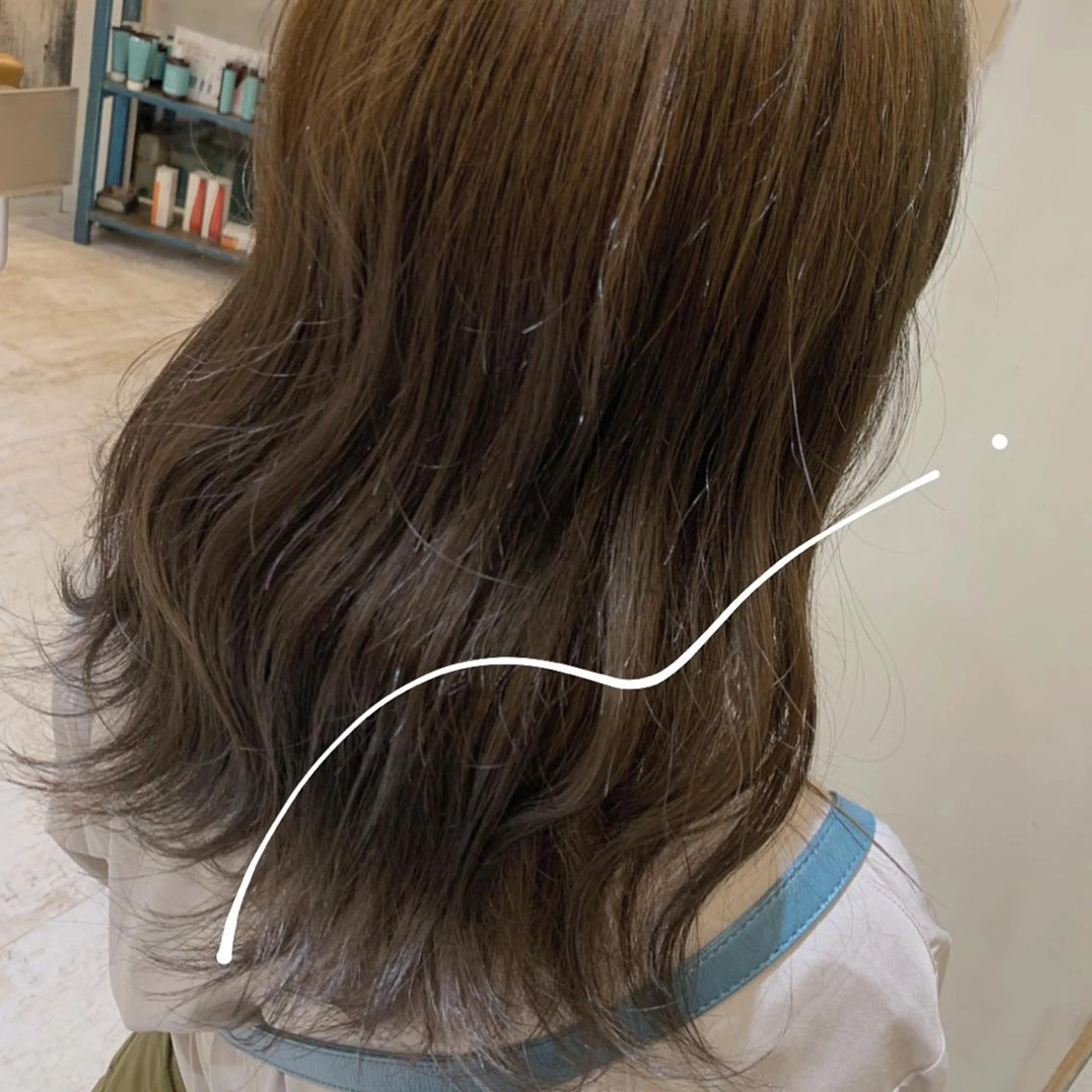 カラー ヤマダ サクラのヘアスタイル