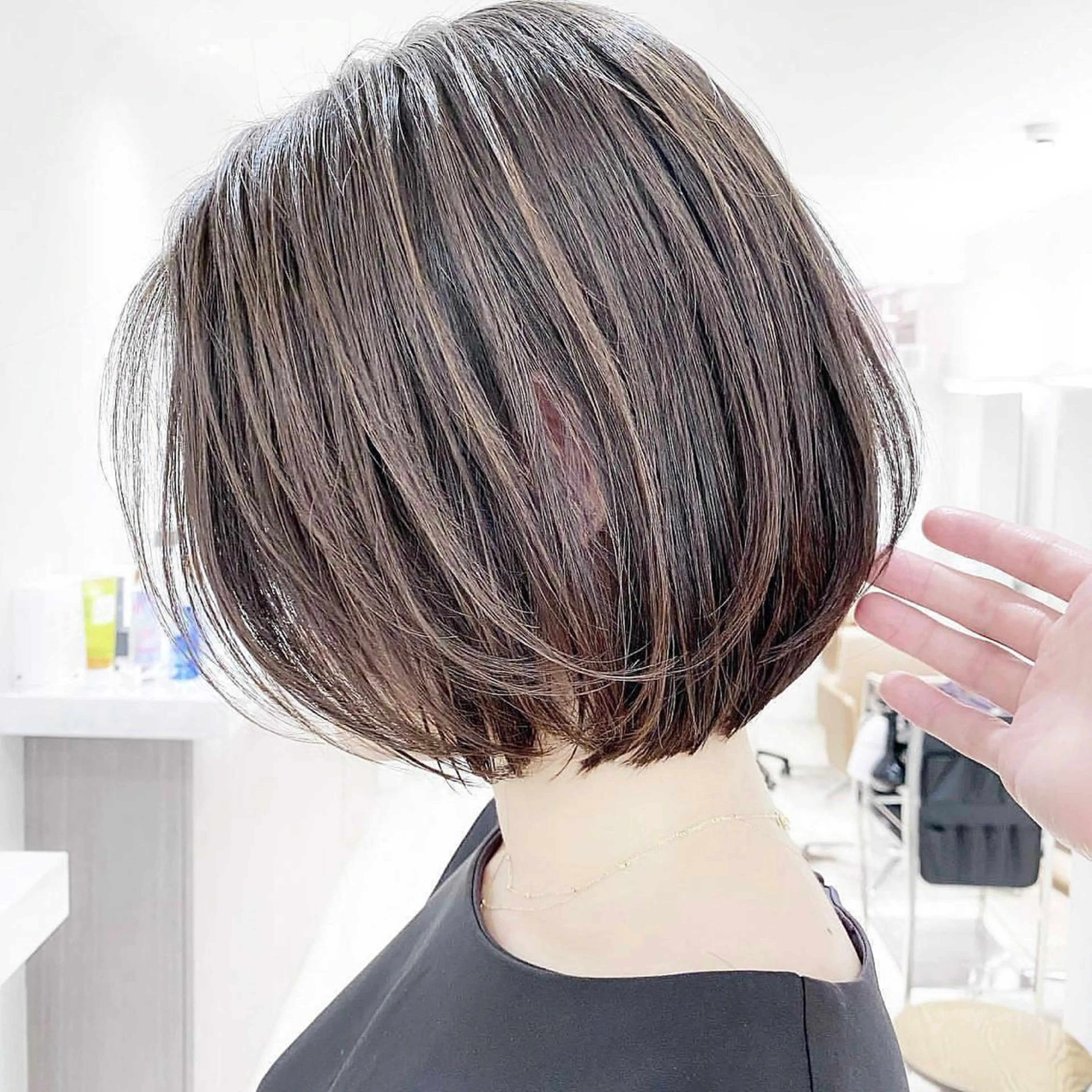ショート nex the salon vlow所属・趙 英来のヘアスタイル