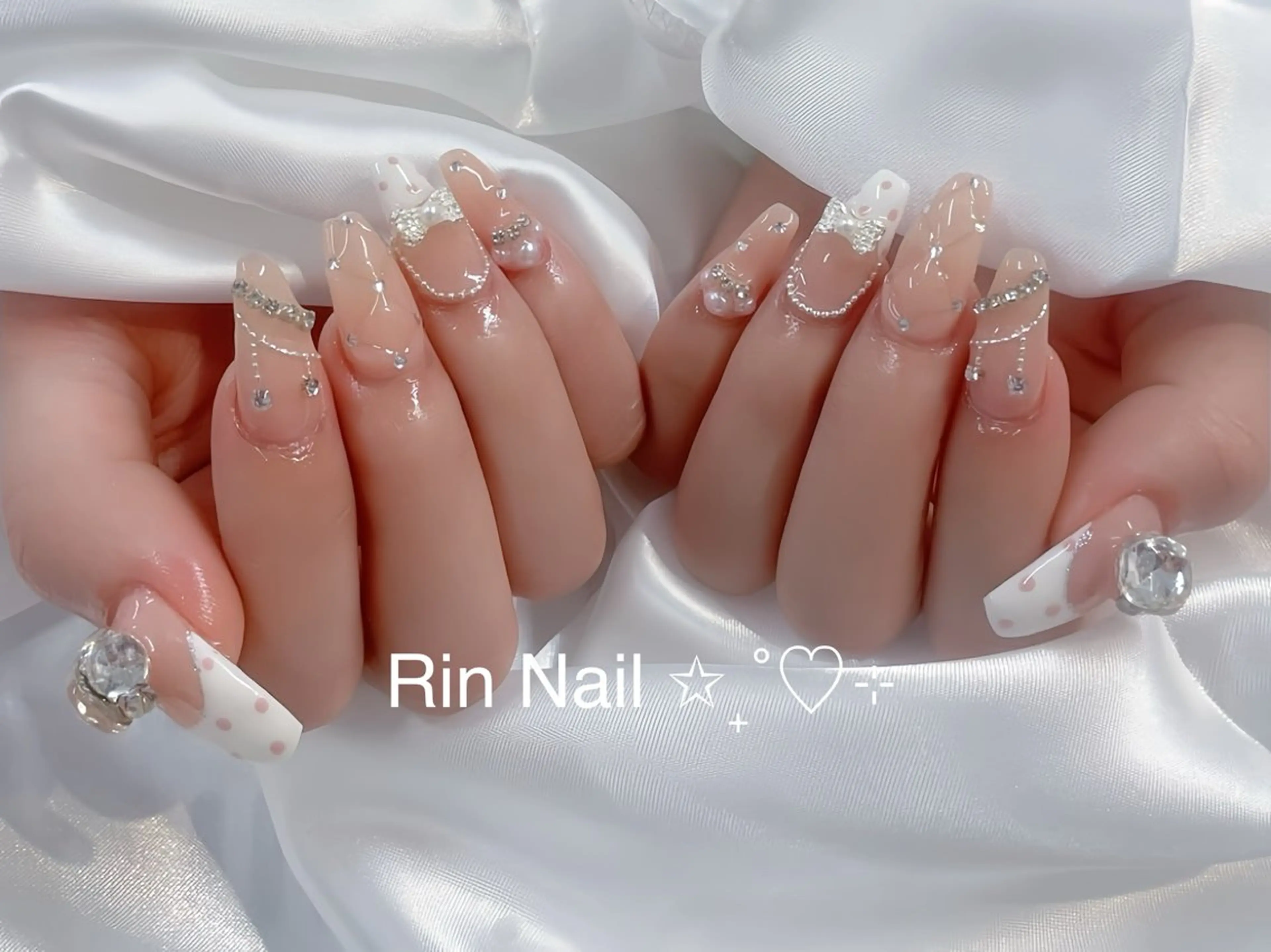 ネイル チークネイル フラッシュネイル フラワーネイル フットネイル ジェルネイル ハンドネイル Rin Nail Shinokuboのネイルデザイン