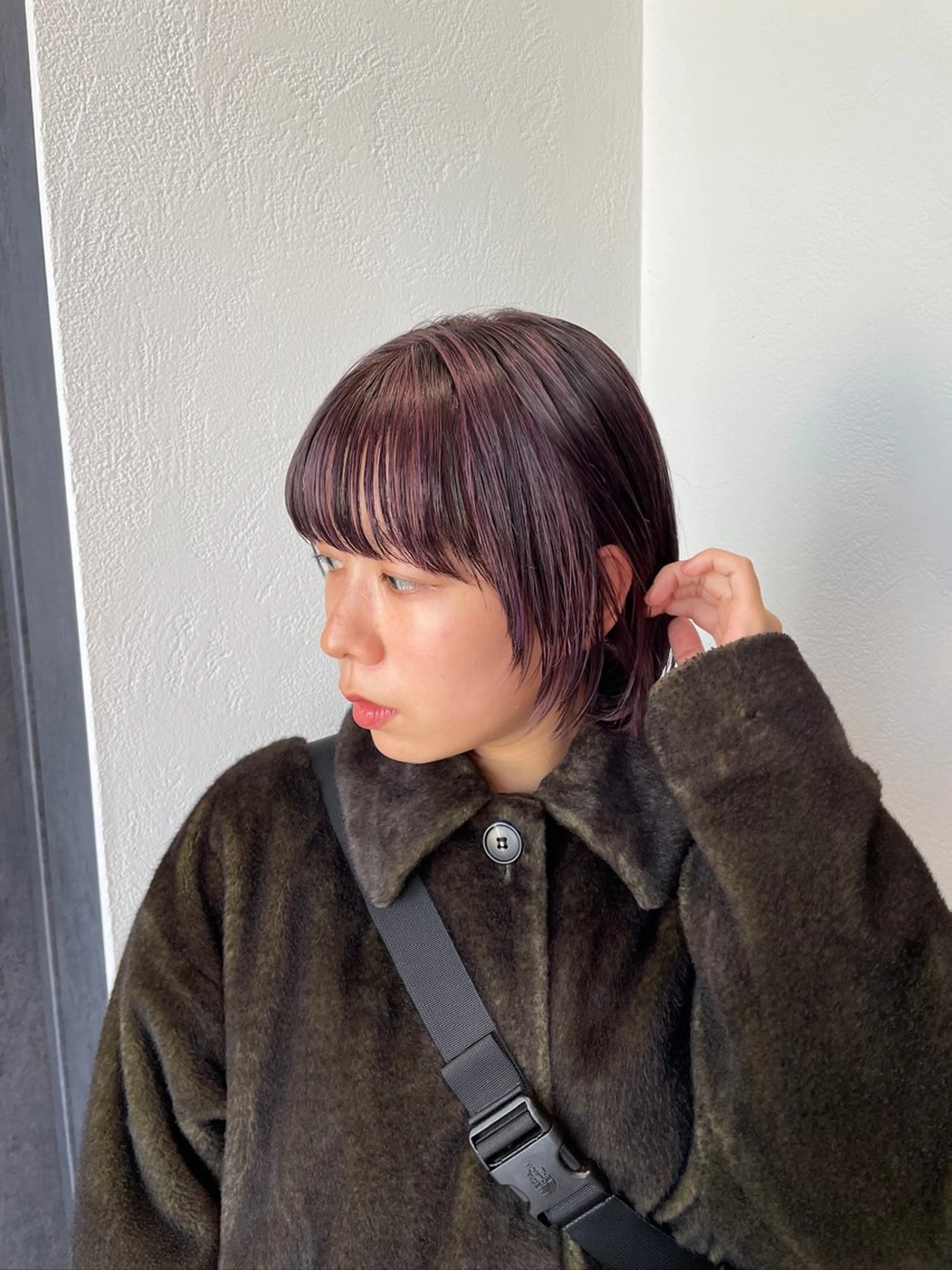 カラー ハイライトカラー バイオレットカラー ブリーチ・デザイン カラー/江原のヘアスタイル