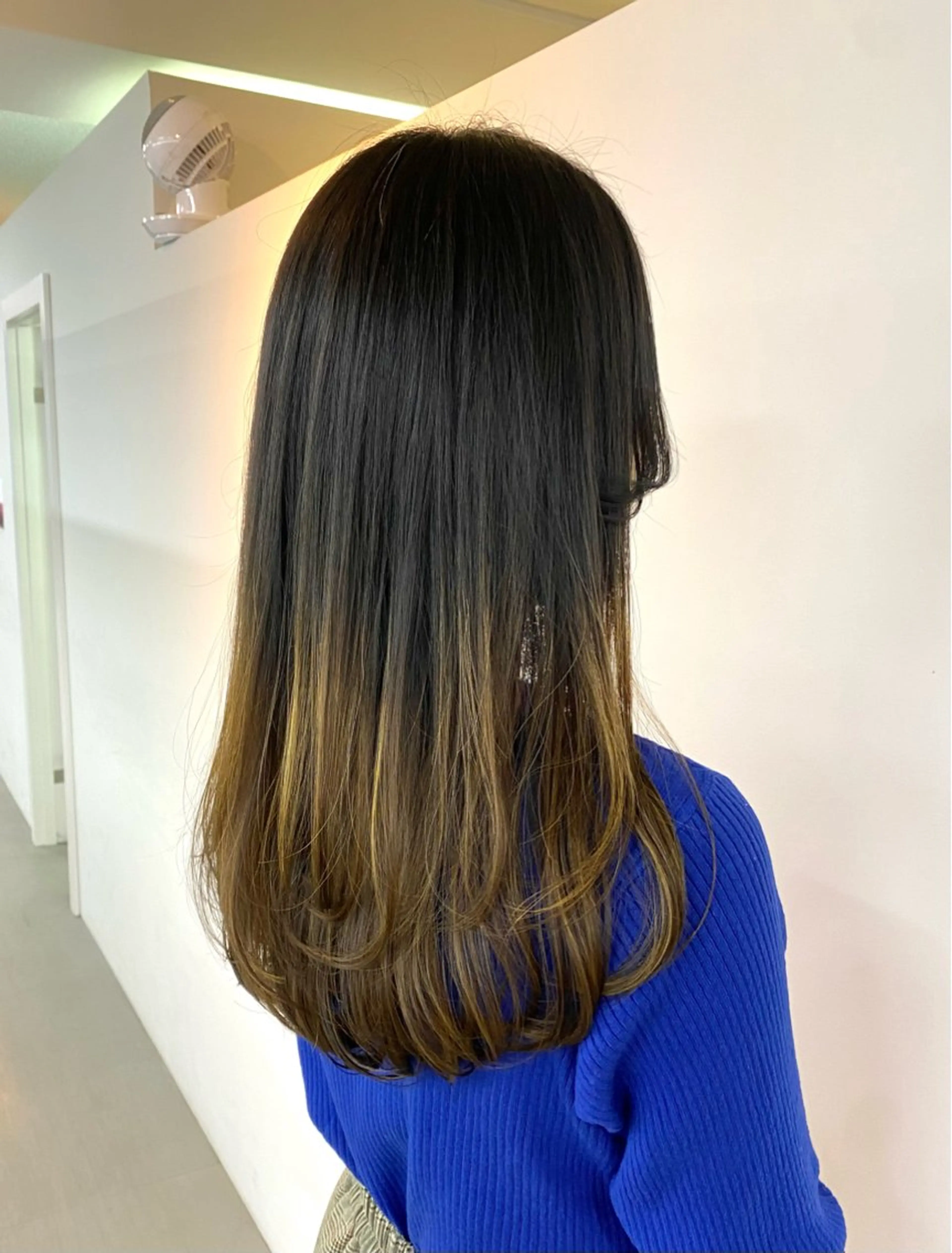 ロング Aujuaソムリエ 🎨‎♡HARUのヘアスタイル