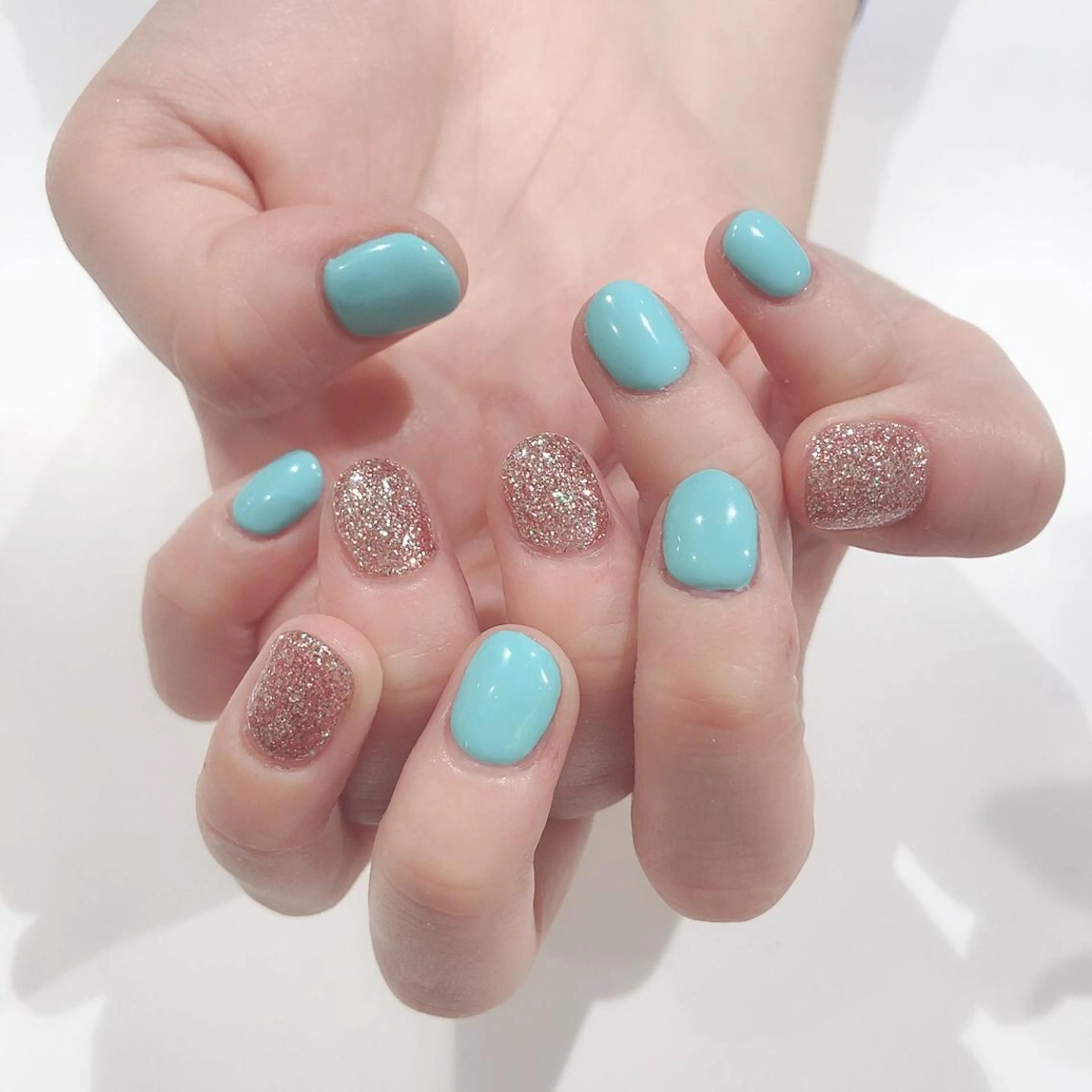 ネイル classic 新横浜所属・山田 暉のネイルデザイン