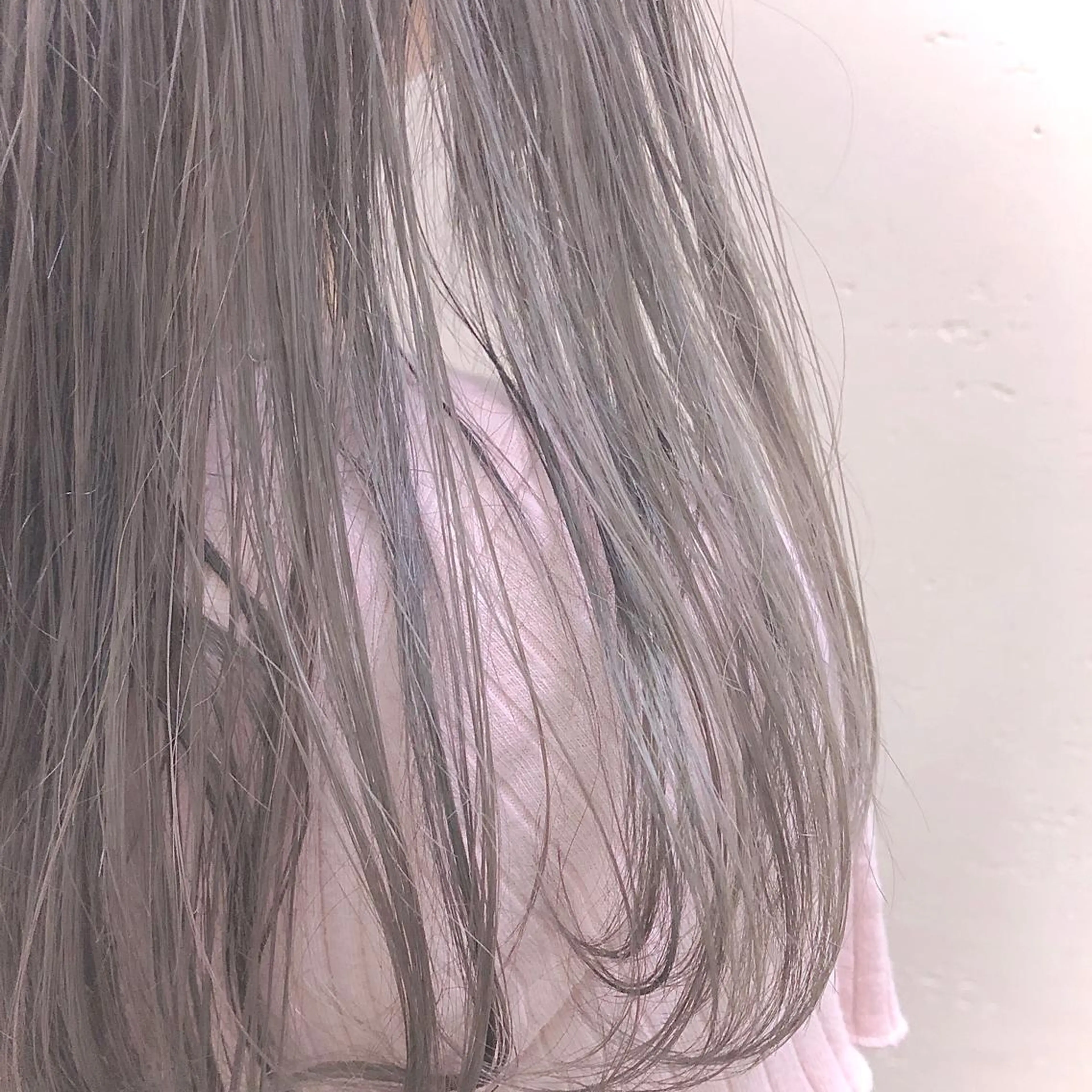 ミディアム カラー MASANA 🎱ディレクターのヘアスタイル