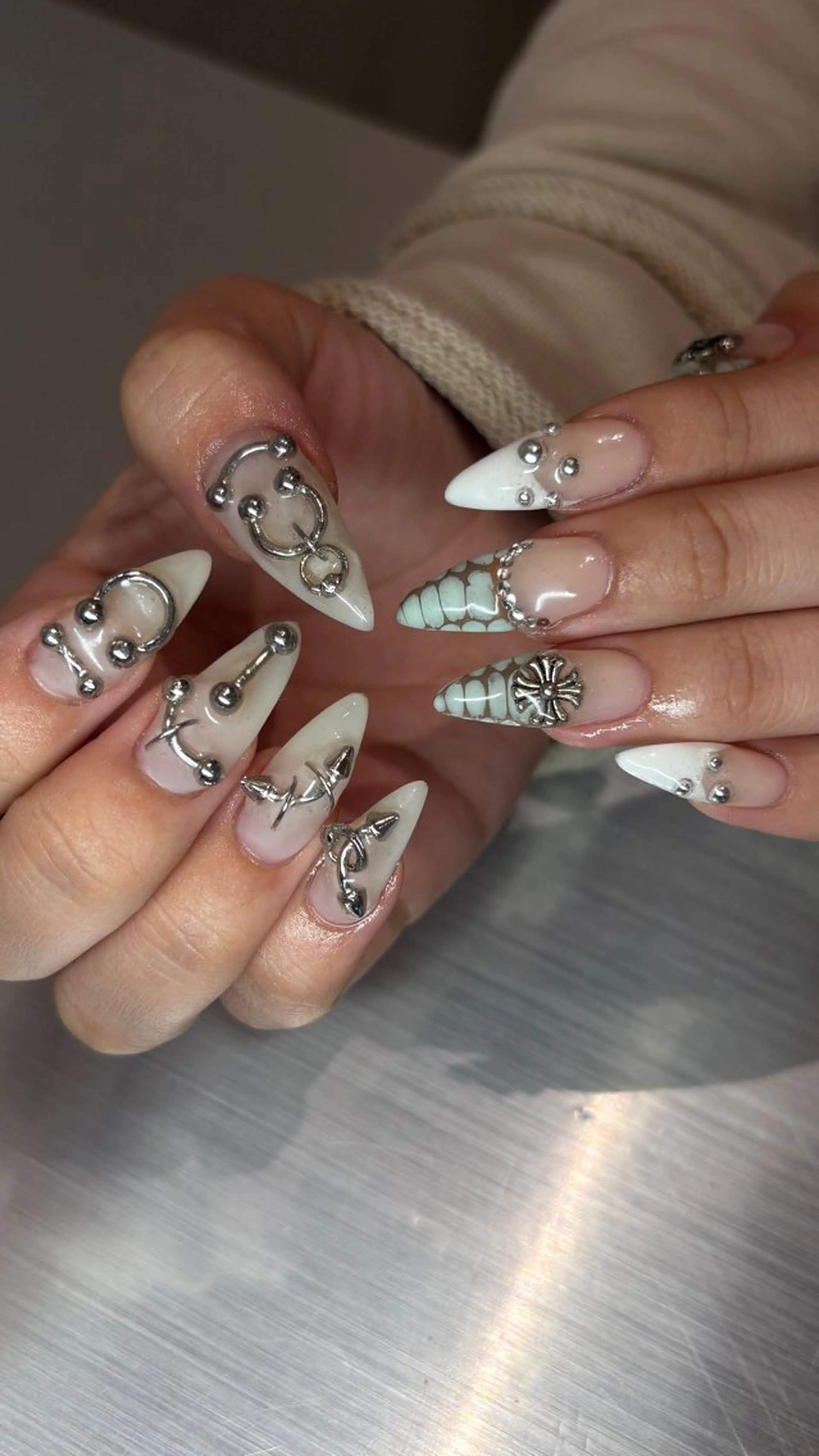 ネイル 🎶個性派ネイル💅 /Komachi❤️のマツエク・マツパデザイン