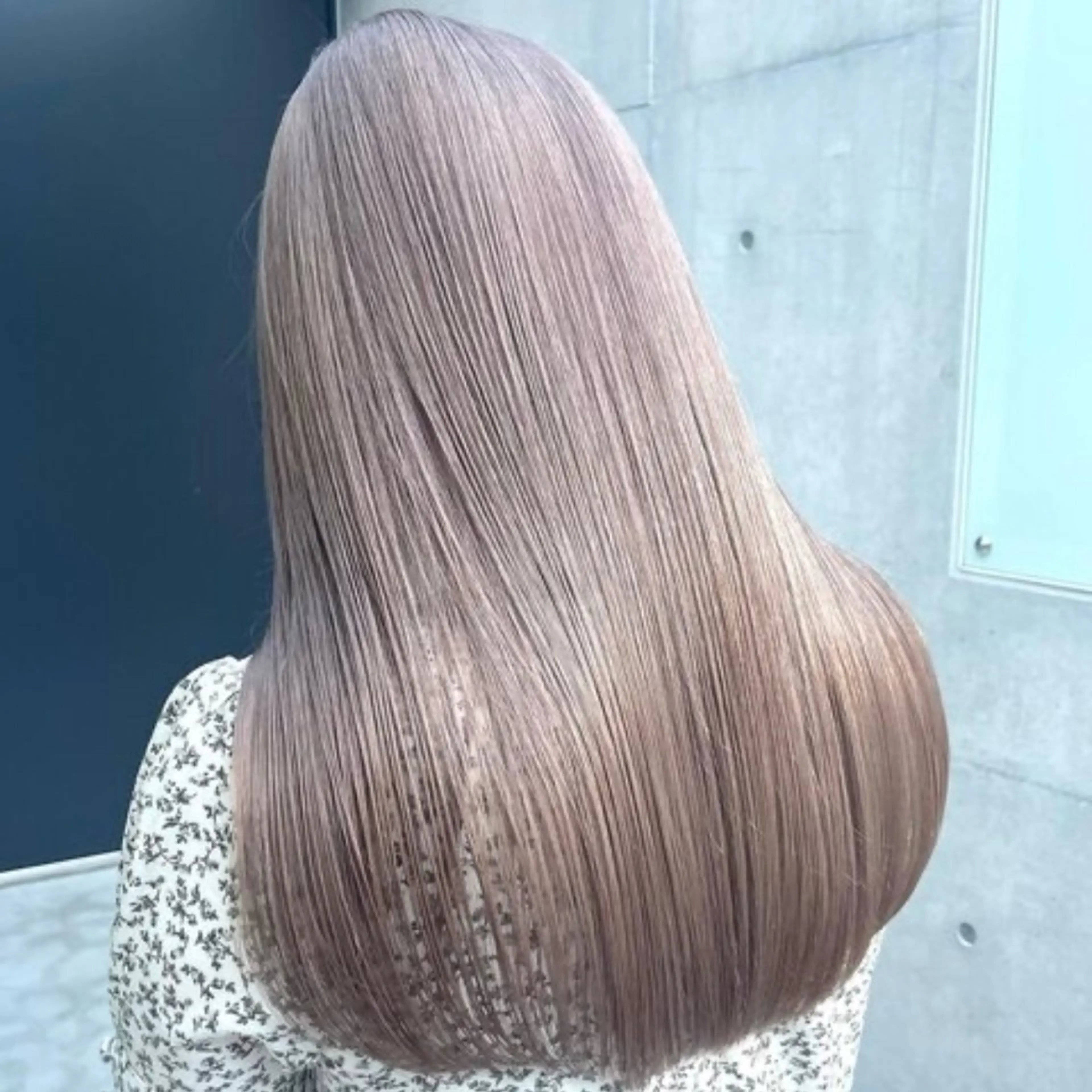 セミロング カラー 🌟 カット無料 / ナナ 🌟のヘアスタイル