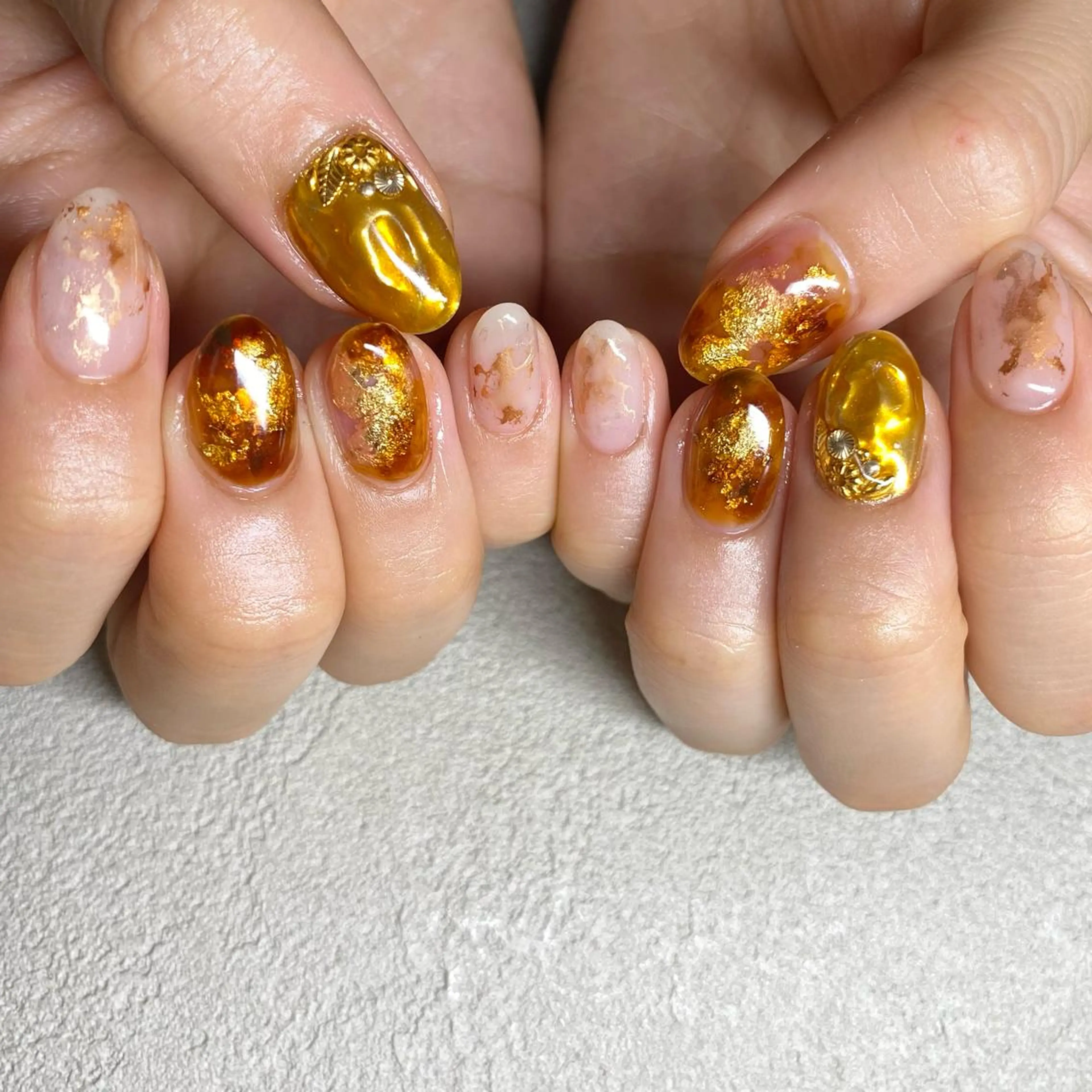 ネイル アートネイル ニュアンスネイル 冬ネイル ハンドネイル 山田 貴子のネイルデザイン