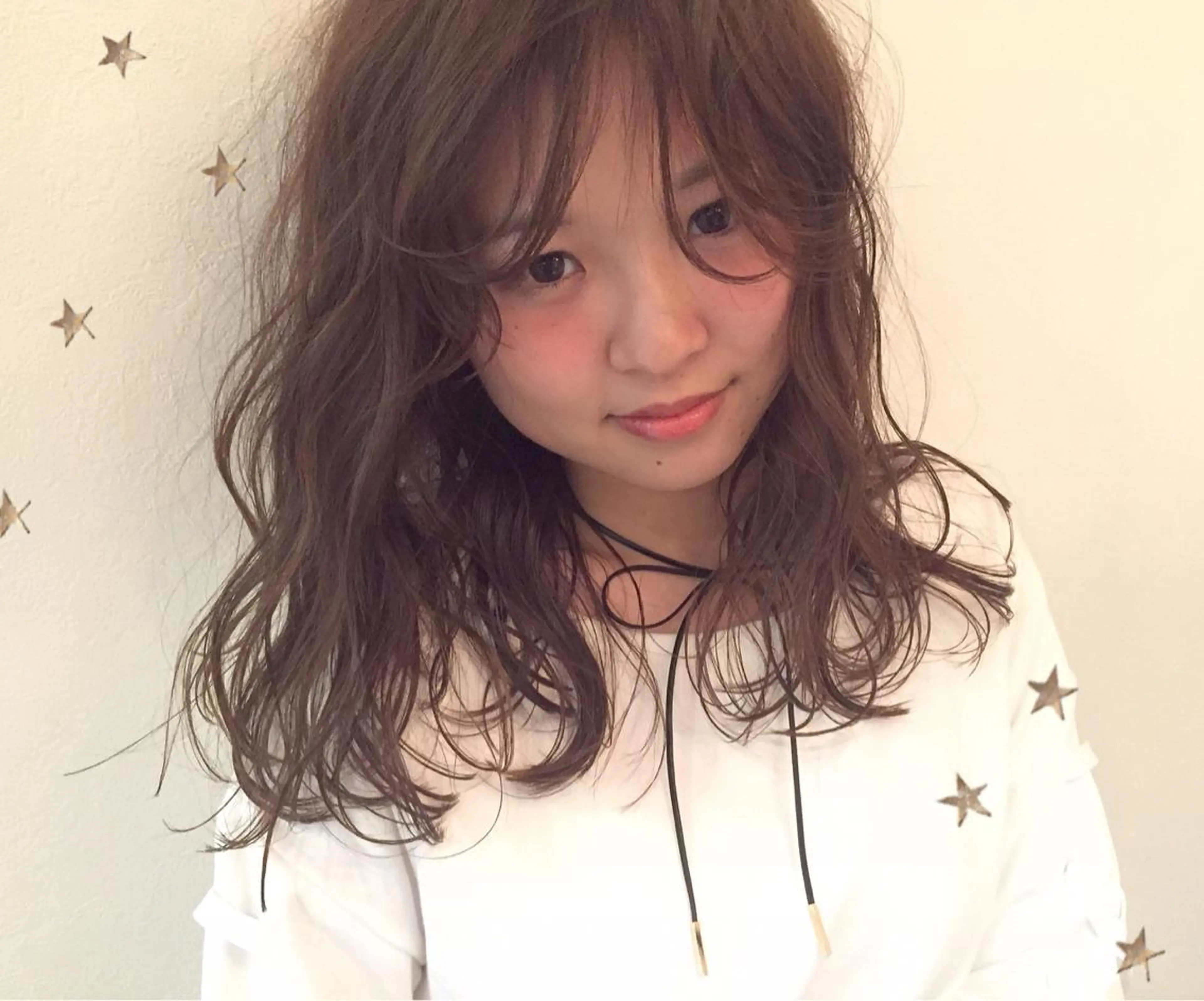 セミロング アッシュ ハイライト 市川 千夏のヘアスタイル