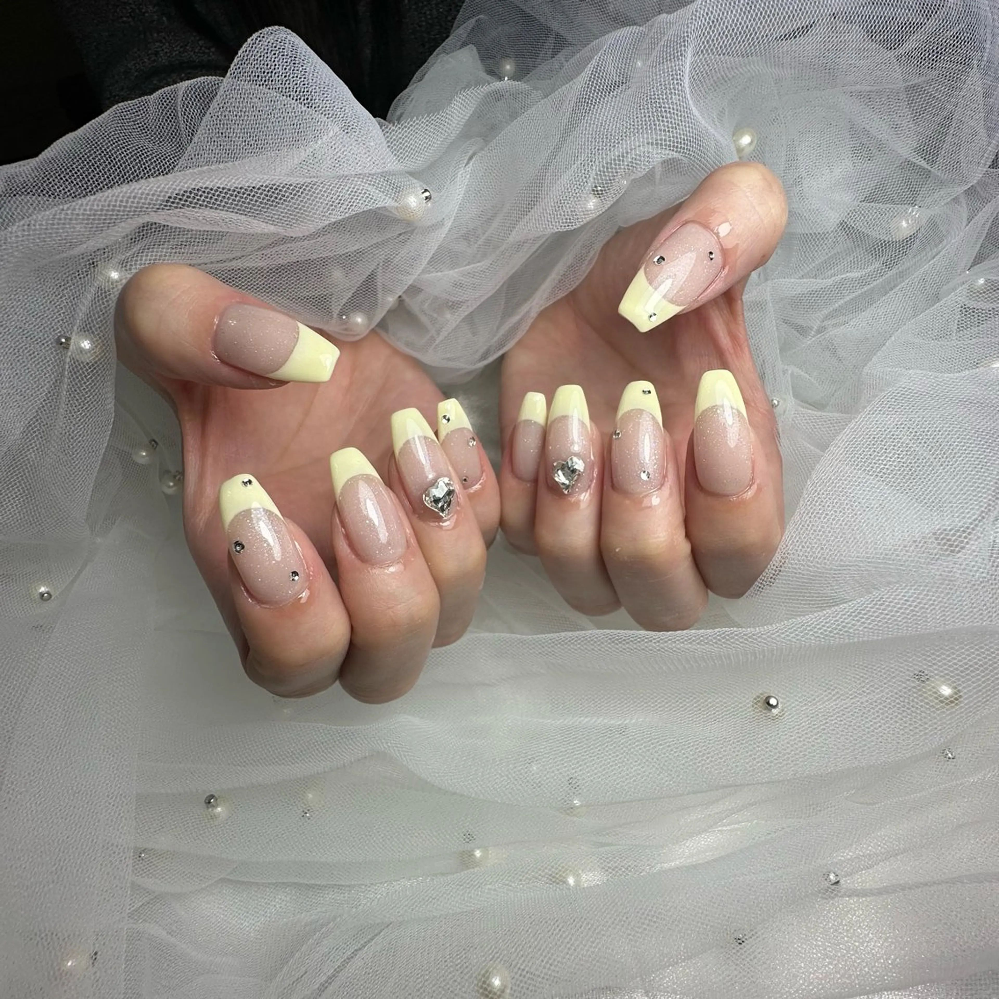 ネイル フレンチネイル 春ネイル 里見 麗のネイルデザイン