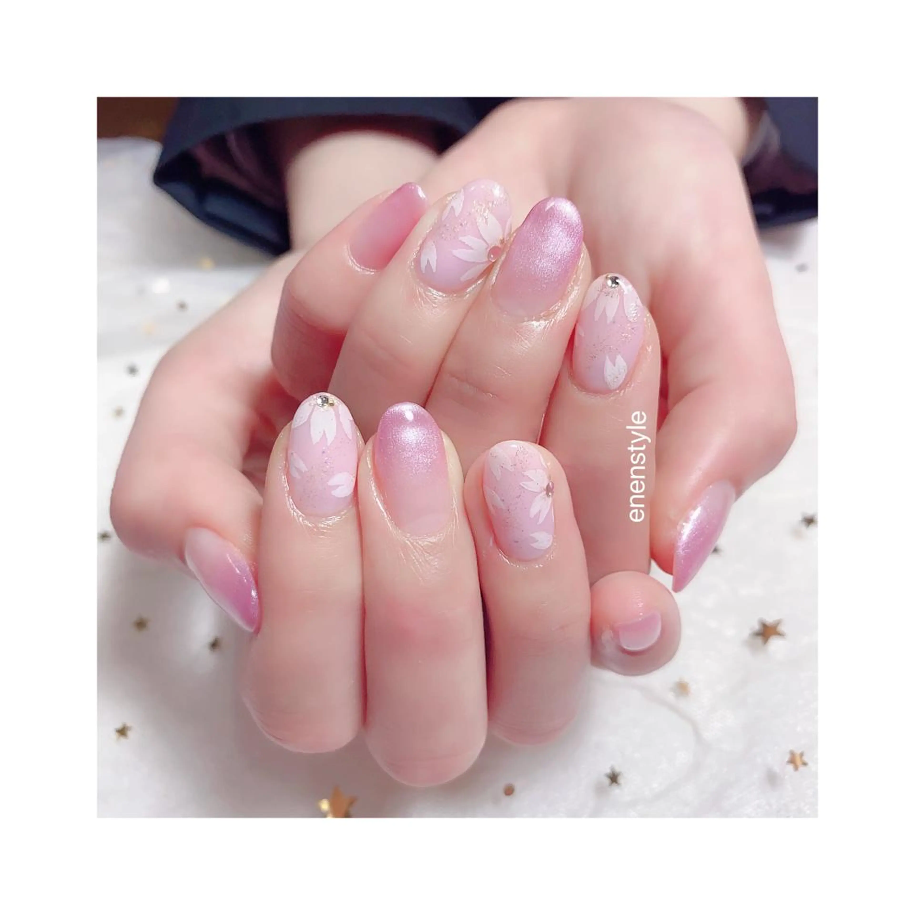 ショート ネイル ジェルネイル ニュアンスネイル オフィスネイル ワンカラーネイル パラジェル ハンドネイル 👑enen style👑のネイルデザイン