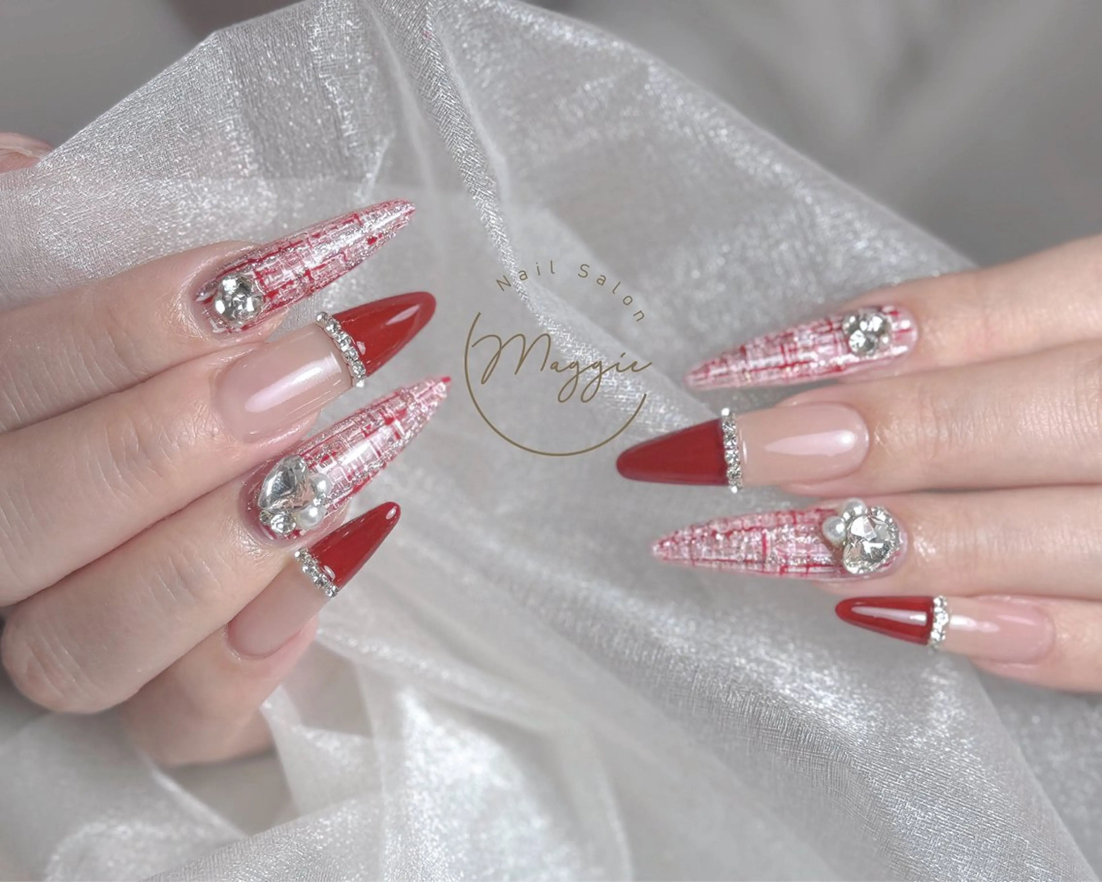 ネイル Maggie Nail🦩のネイルデザイン