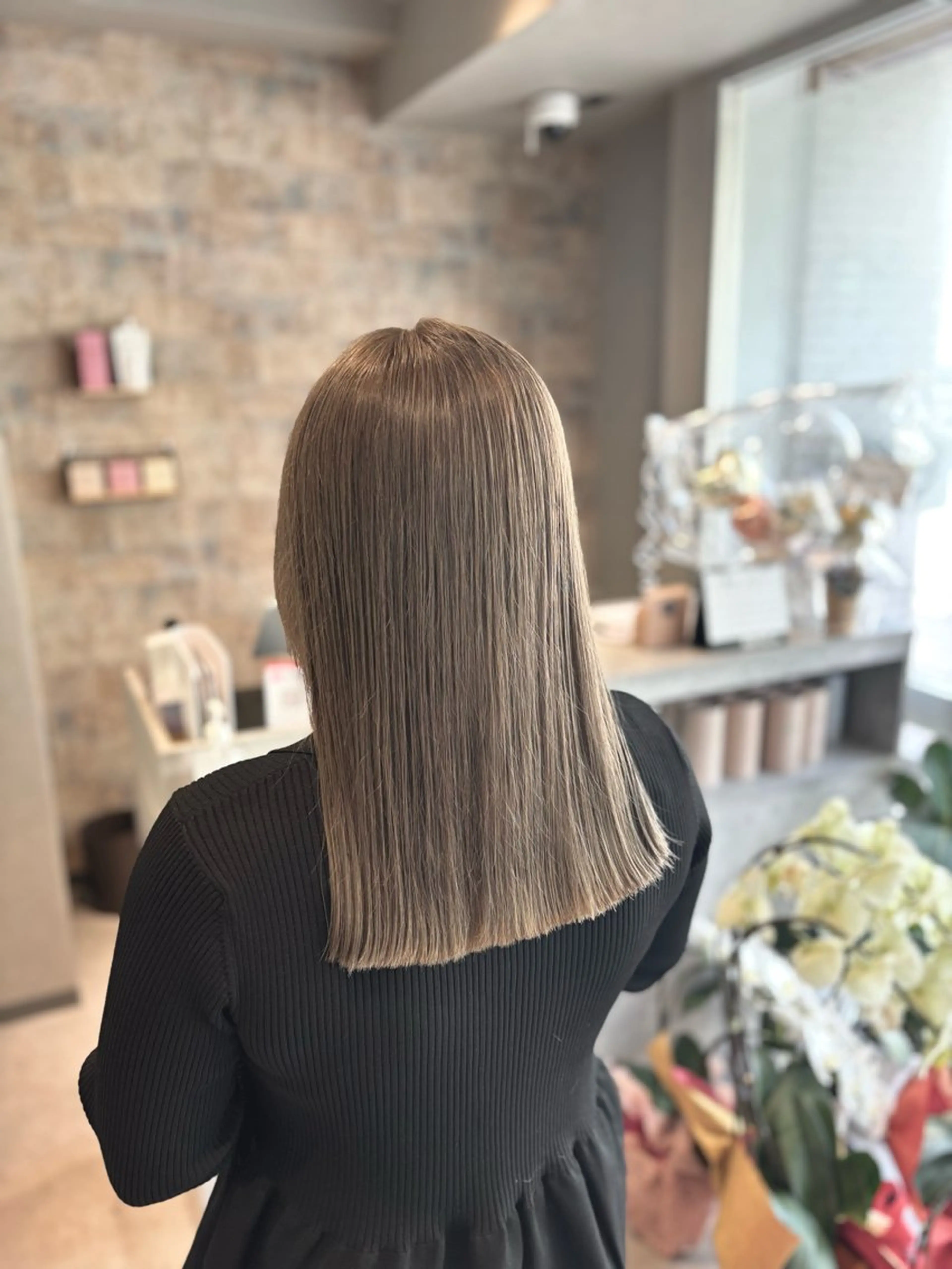 セミロング 加藤 藍のヘアスタイル