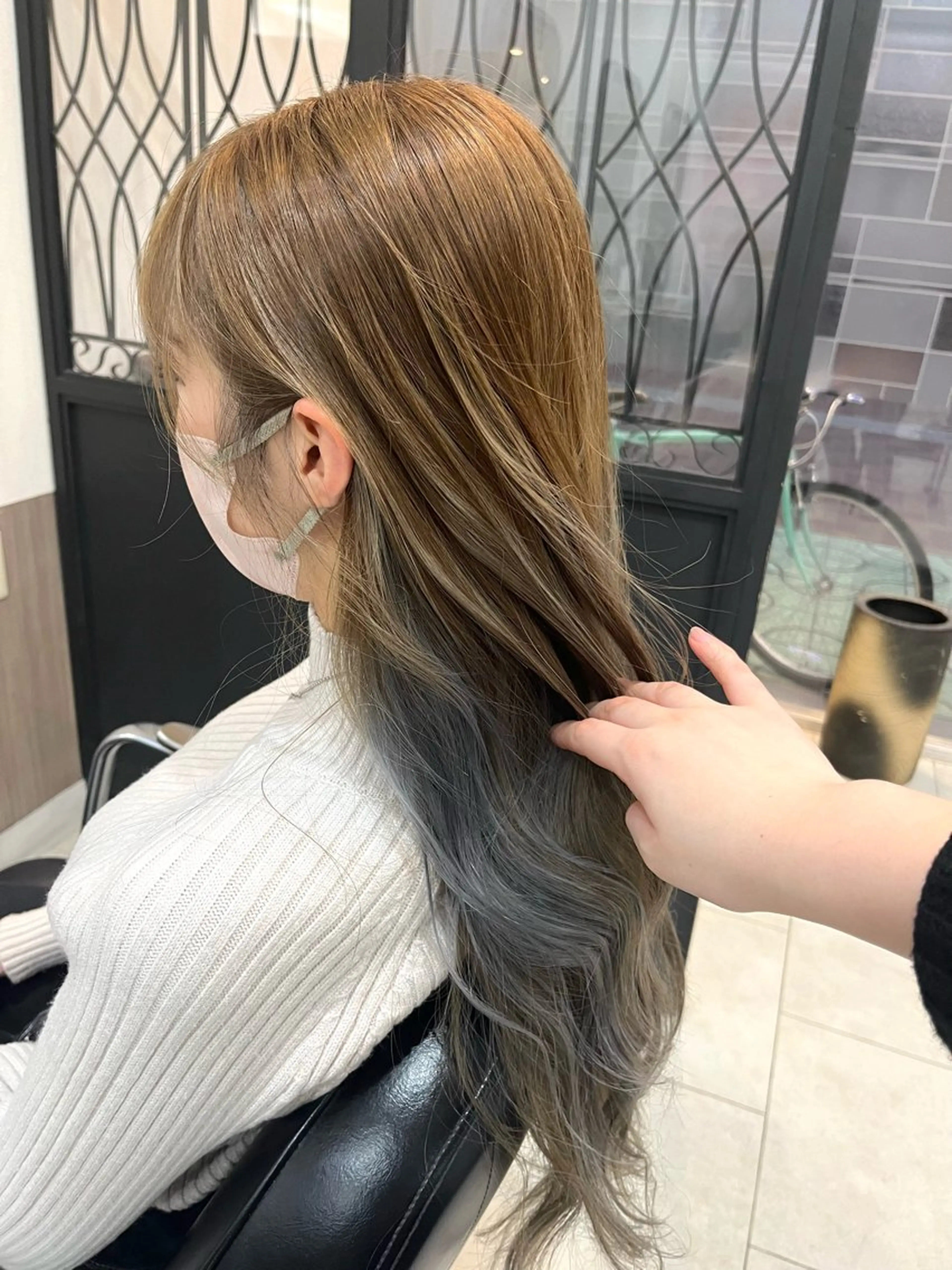 カラー ブリーチ ヘアカラー 艶髪🥣透明感カラー 🫧前田奈津実のヘアスタイル