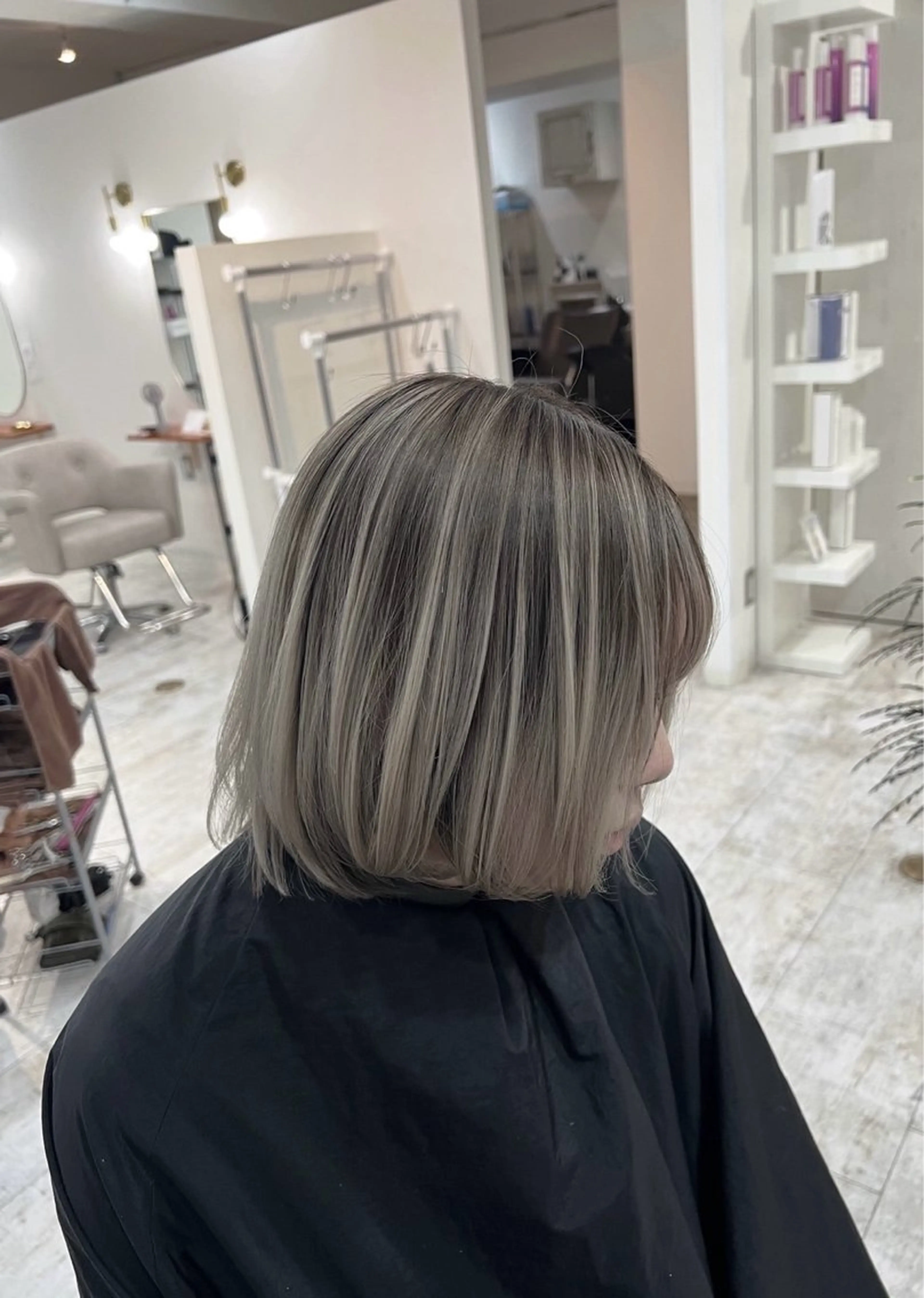 ショート カラー バレイヤージュ グレージュ レイヤーカット ヘアカラー トリートメント 指名数No.1 /NAOYAのヘアスタイル