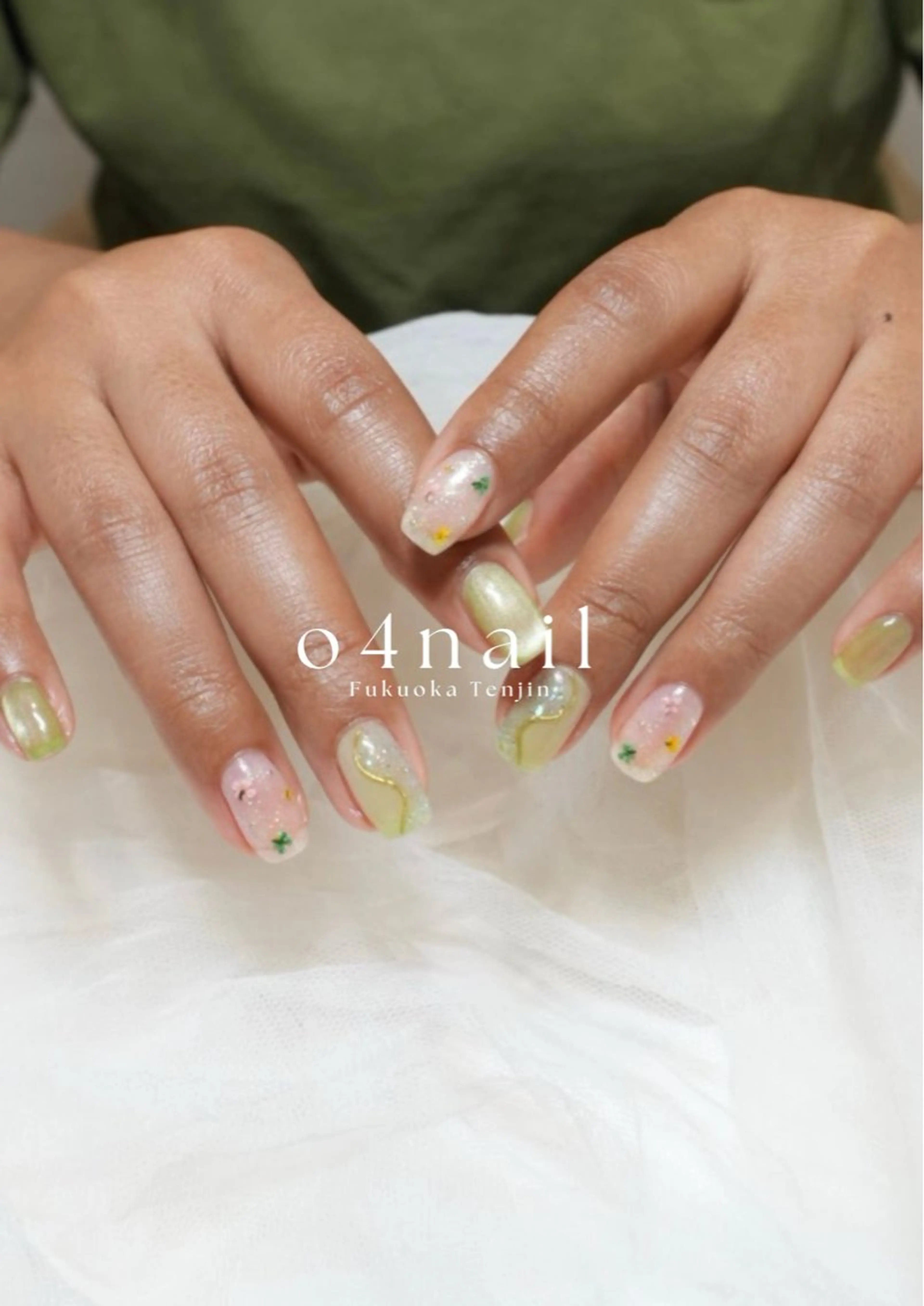 ネイル フラワーネイル ハンドネイル o4nail___ ARISAのネイルデザイン