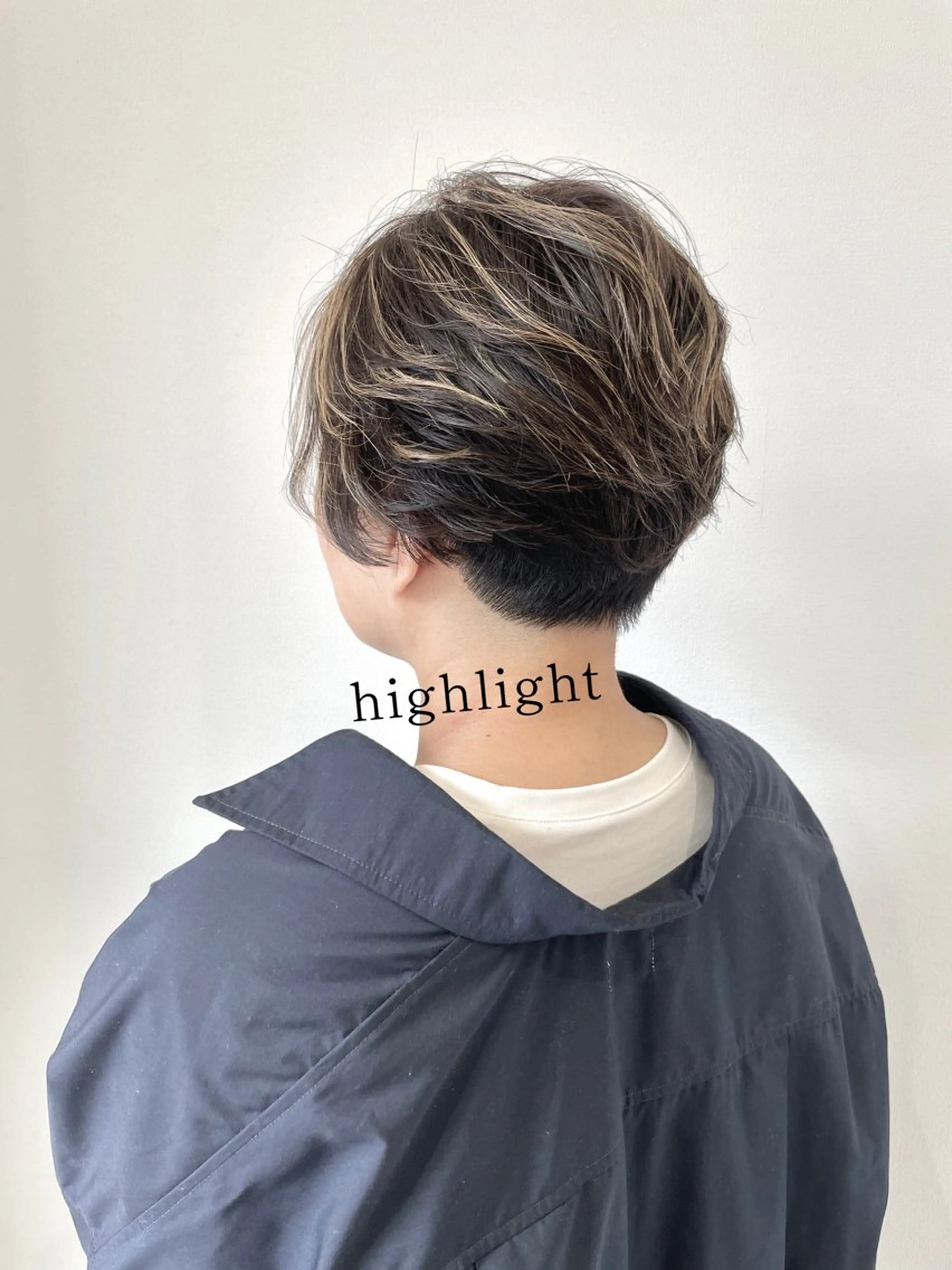 ショート ショートヘアカラー 山本のヘアスタイル