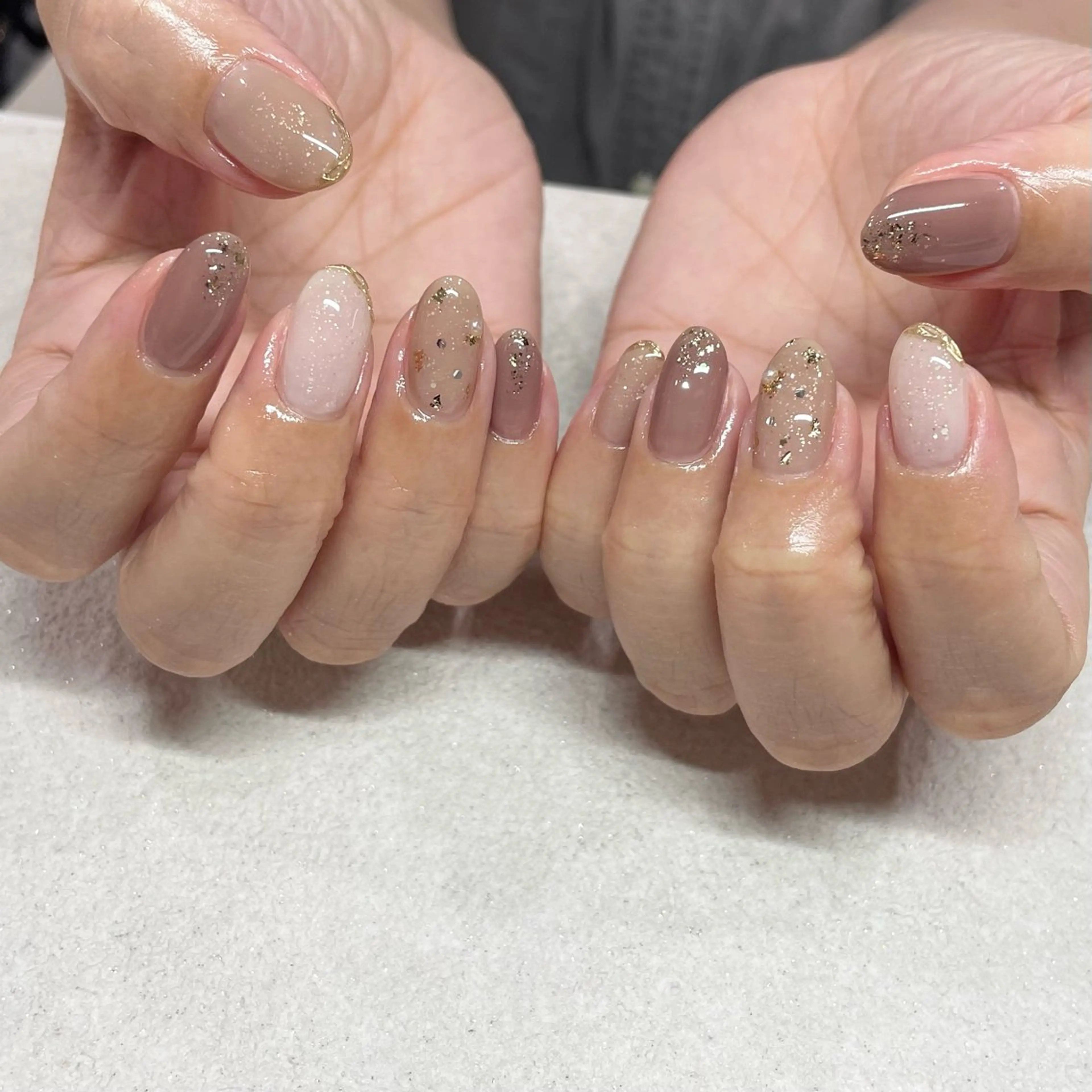 ネイル パラジェルサロン 大人女性が通うサロンのネイルデザイン