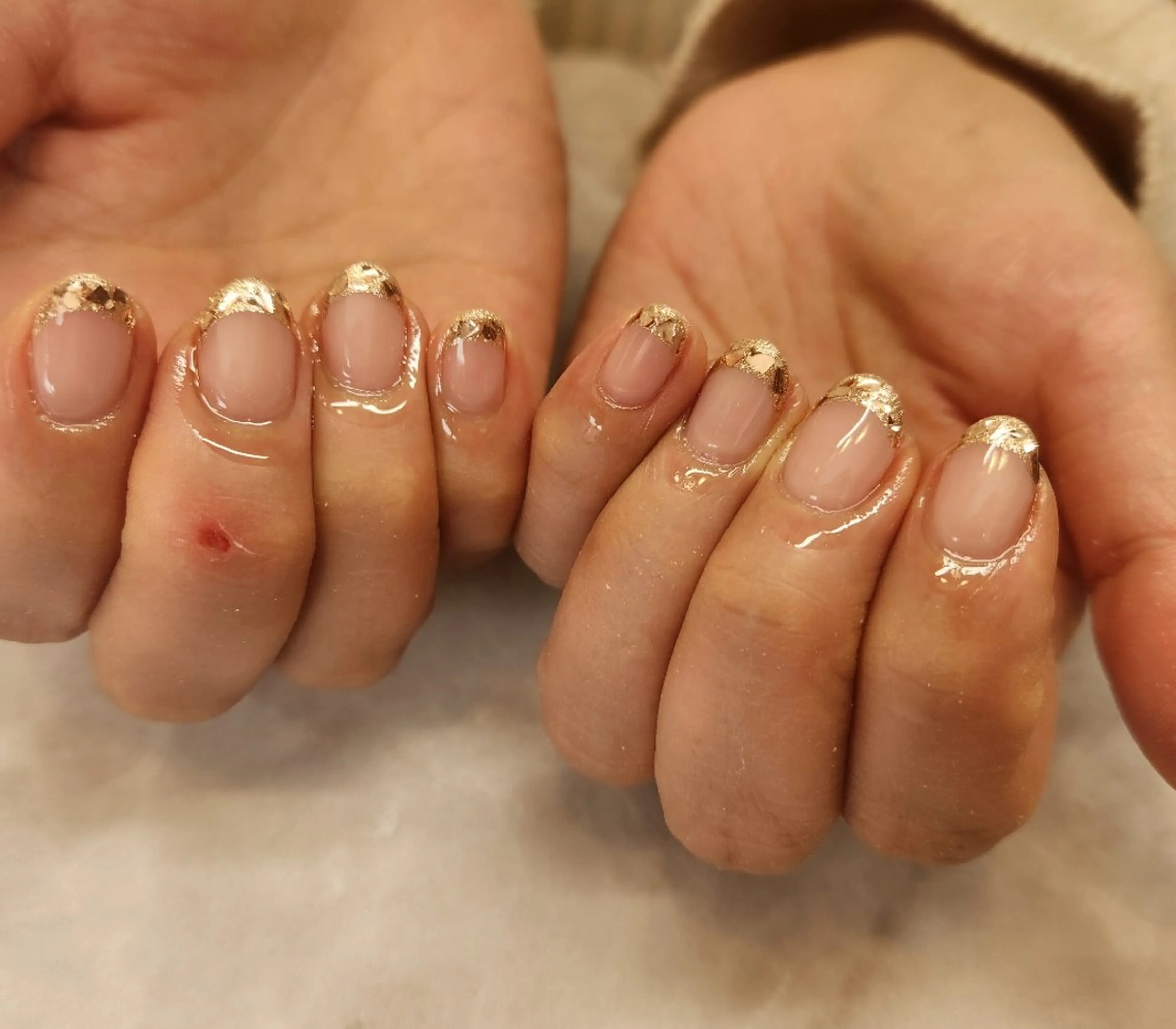 ネイル フレンチネイル ガラスフレンチ I.プライベート ネイルサロンのネイルデザイン