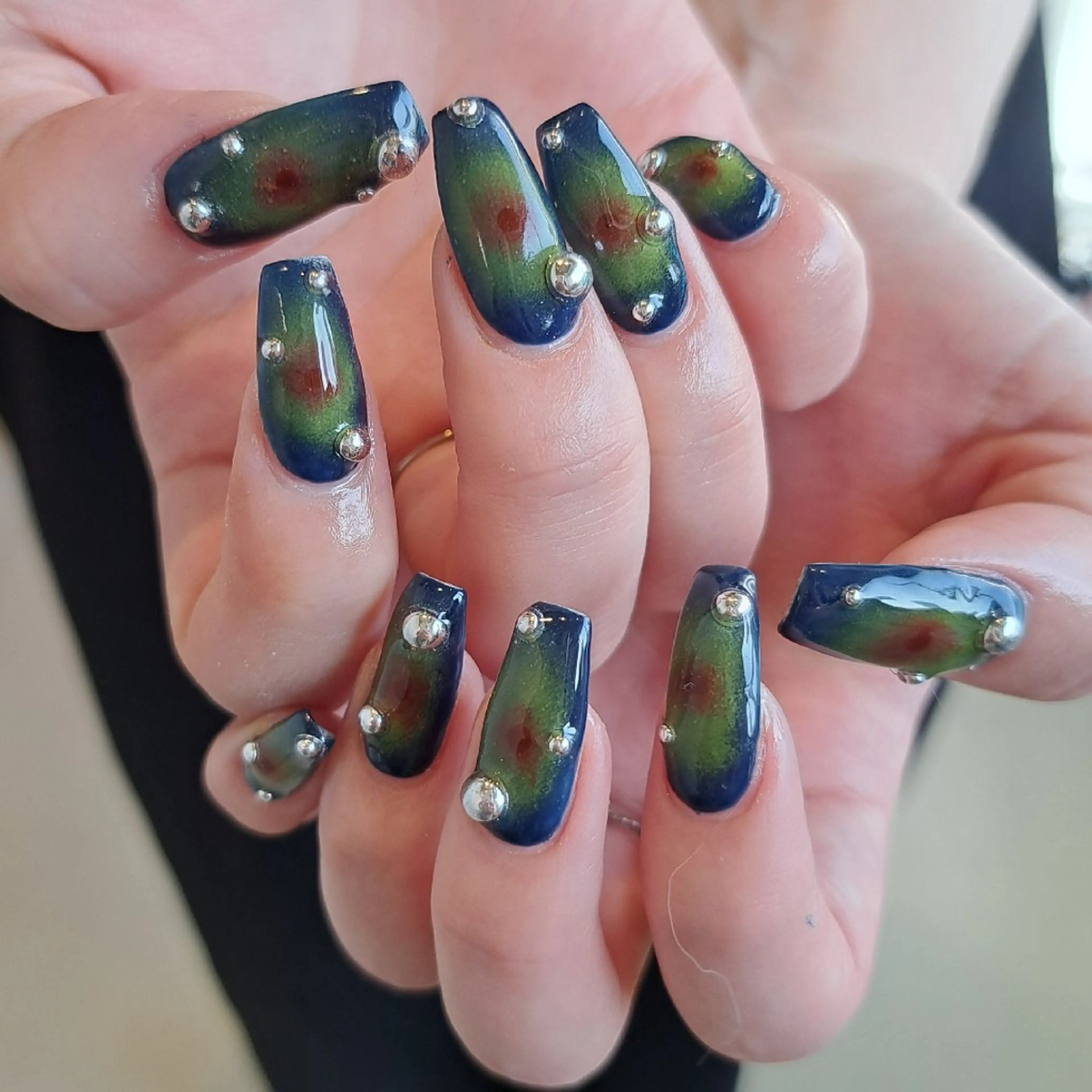 ネイル アートネイル チークネイル ジェルネイル 持ち込み ハンドネイル Nail mood デザイン持ち込みokのネイルデザイン